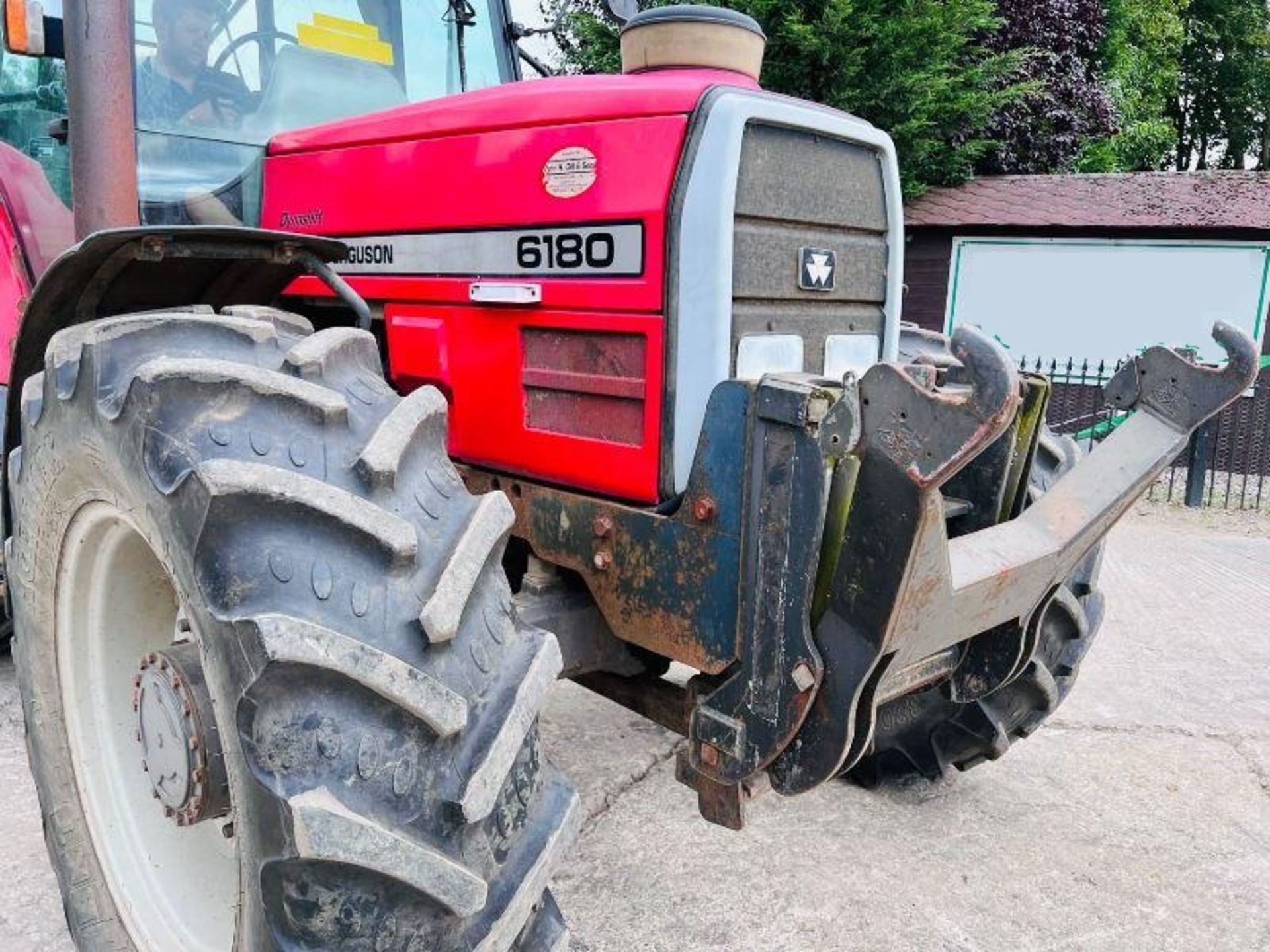 MASSEY FERGUSON 6180 4WD TRACTOR *5576 HOURS* C/W FRONT LINKAGE - Image 14 of 15