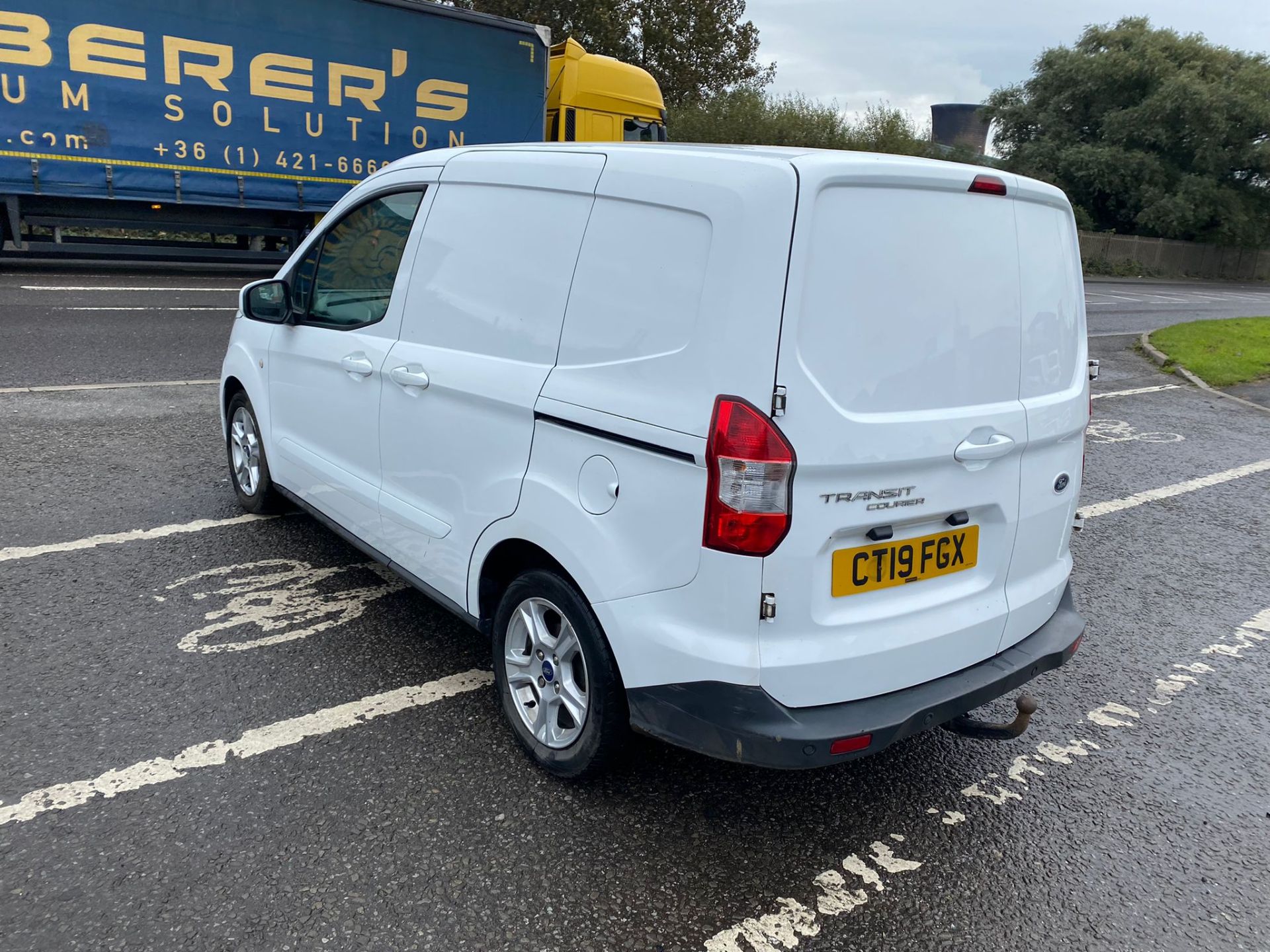 2019 19 FORD TRANSIT COURIER LIMITED PANEL VAN - ALLOY WHEELS - AIR CON - EURO 6. - Image 5 of 10