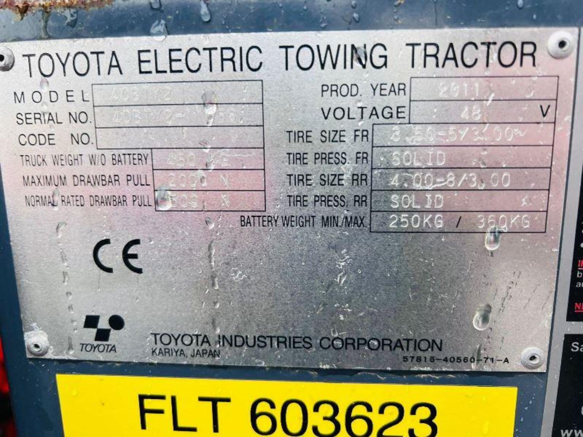 TOYOTA 4CBTY2 ELECTRIC TOW TUG *YEAR 2011* C/W ROLE BAR - Image 6 of 9