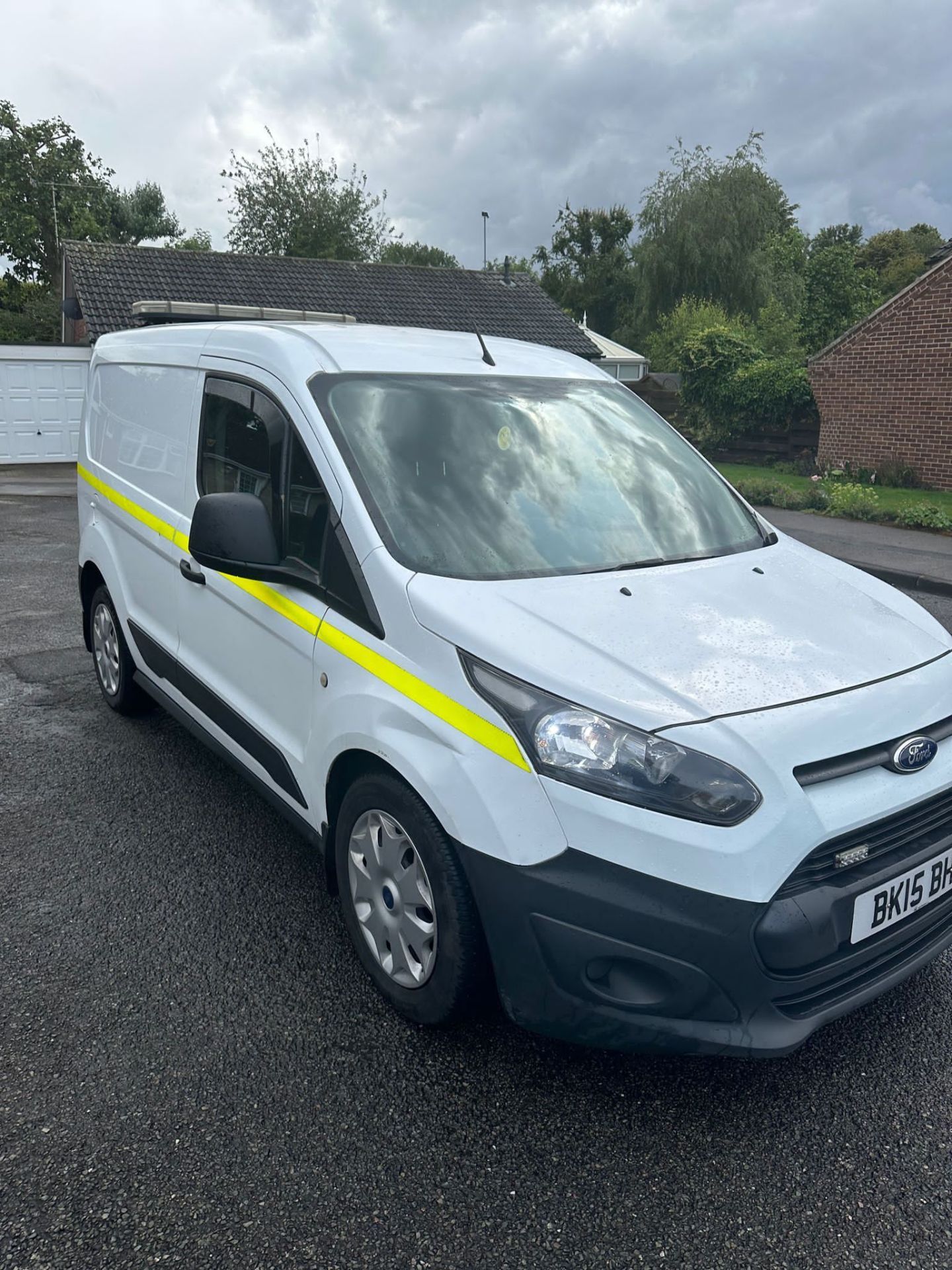 2015 15 FORD TRANSIT CONNECT PANEL VAN - 129K MILES.