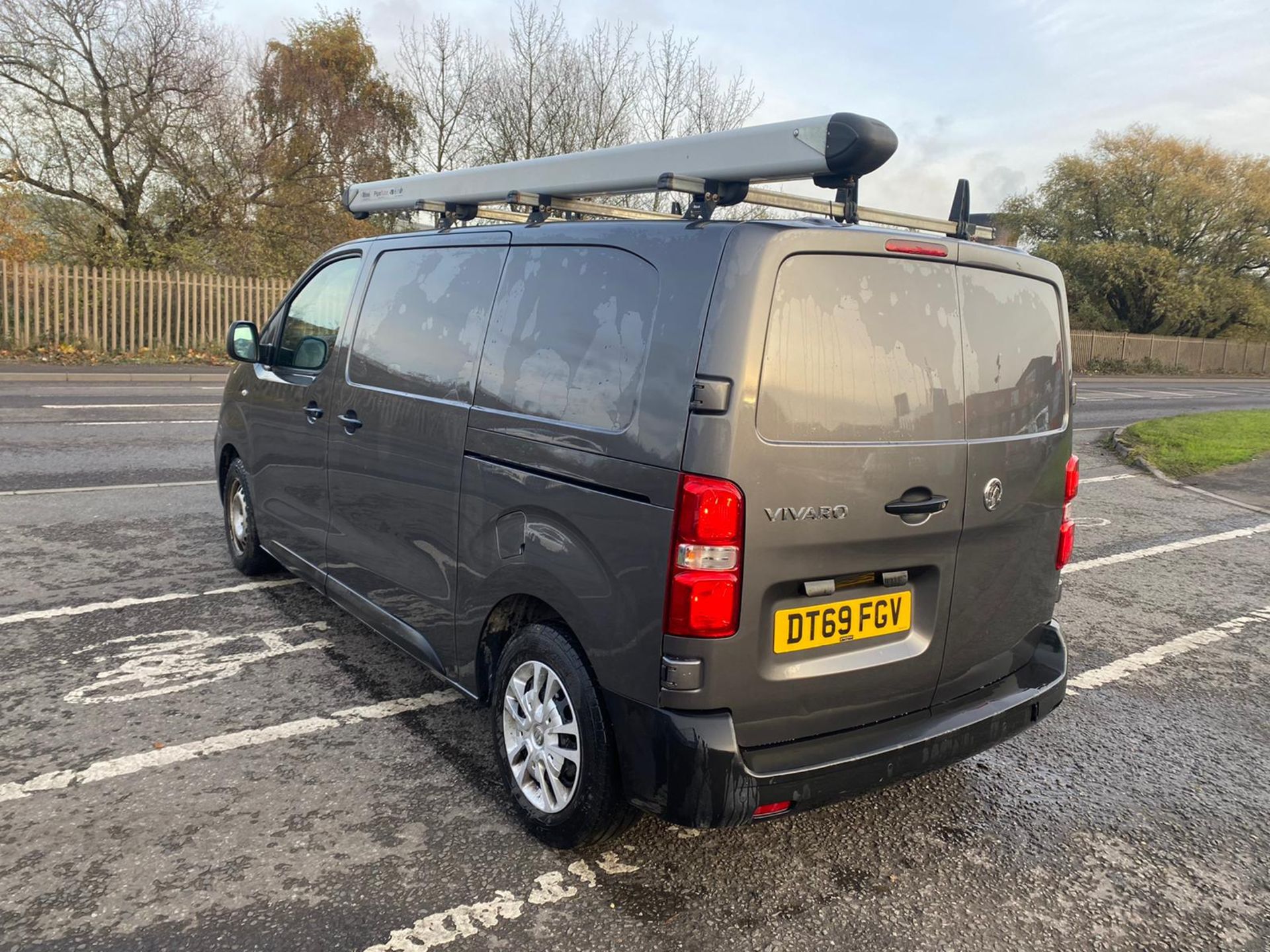 2019 69 VAUXHALL VIVARO PANEL VAN - 123K MILES - AIR CON - ROOF RACK - PLY LINED - Image 5 of 10