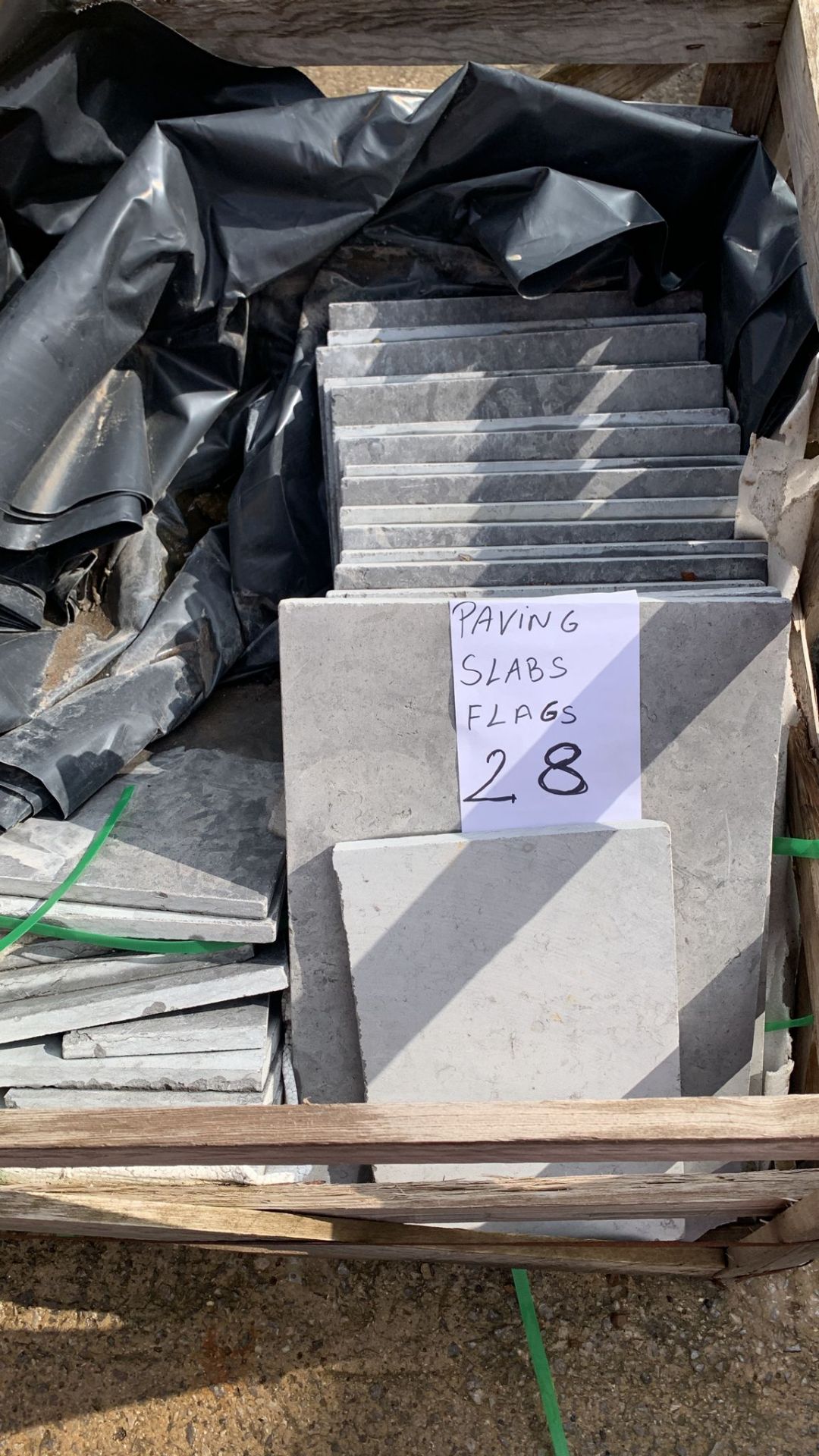 PAVING SLABS - QUANTITY 28