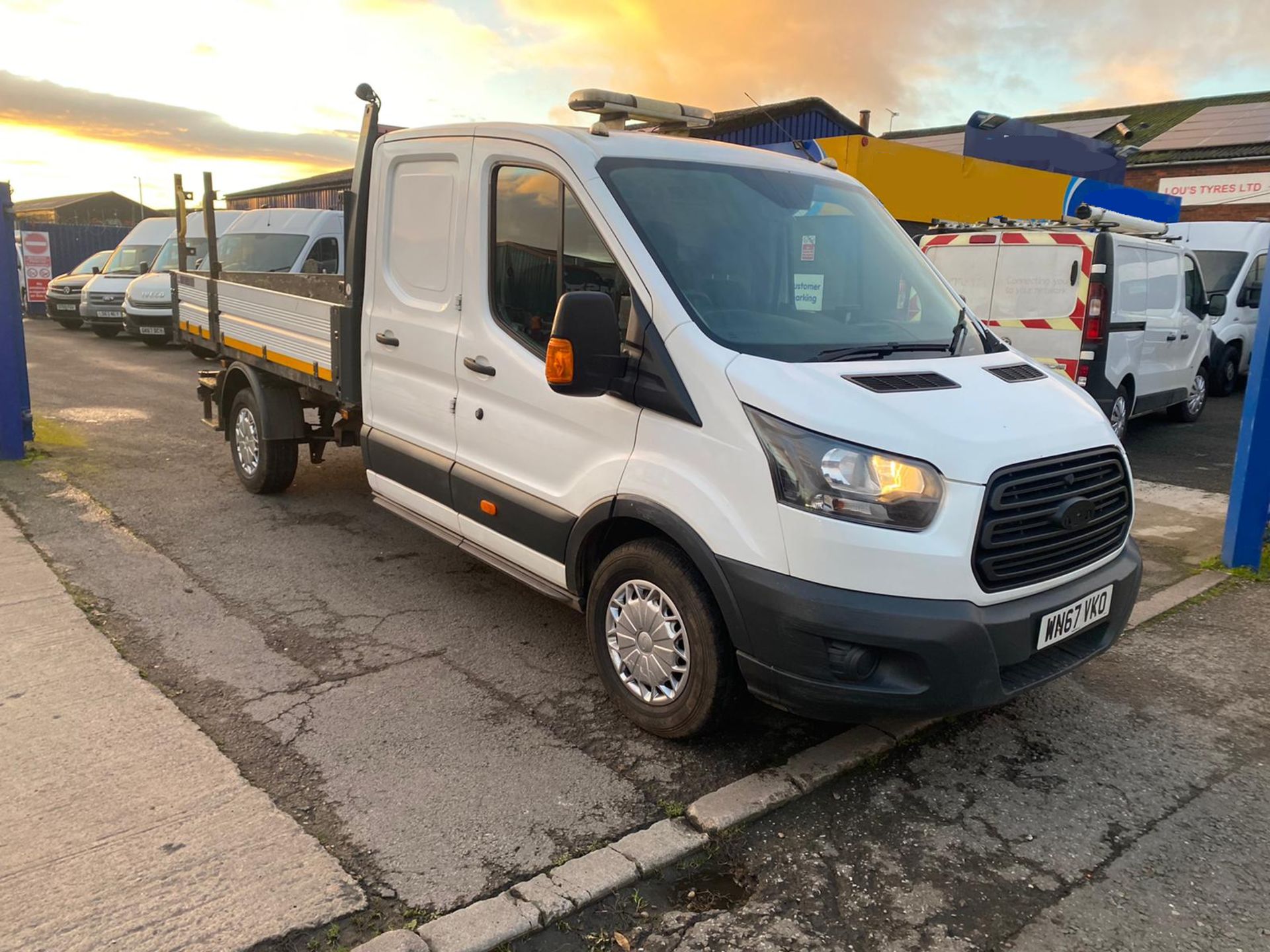 2017 67 FORD TRANSIT CREW CAB TIPPER -110K MILES - EURO 6 - FACTORY TIPPER BODY - RWD
