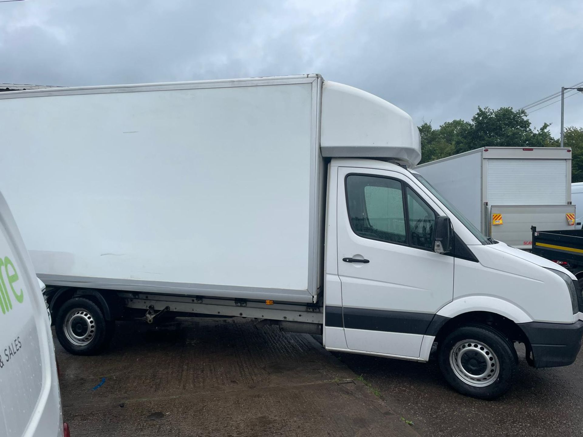 VOLKSWAGEN CRAFTER LUTON VAN WITH TAIL LIFT - Image 9 of 9