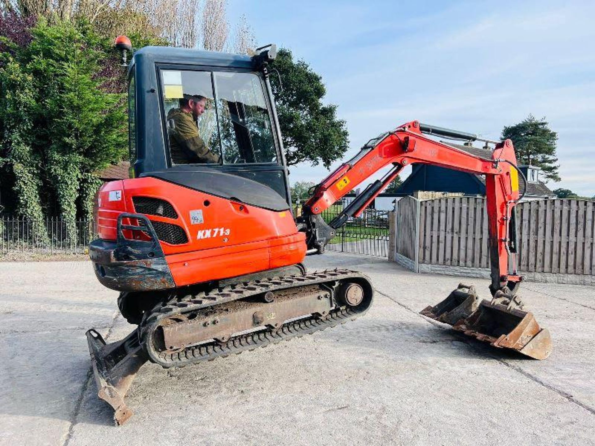 KUBOTA KX71-3 EXCAVATOR *YEAR 2014, 4211 HOURS, ONE OWNER FROM NEW*. - Image 12 of 15