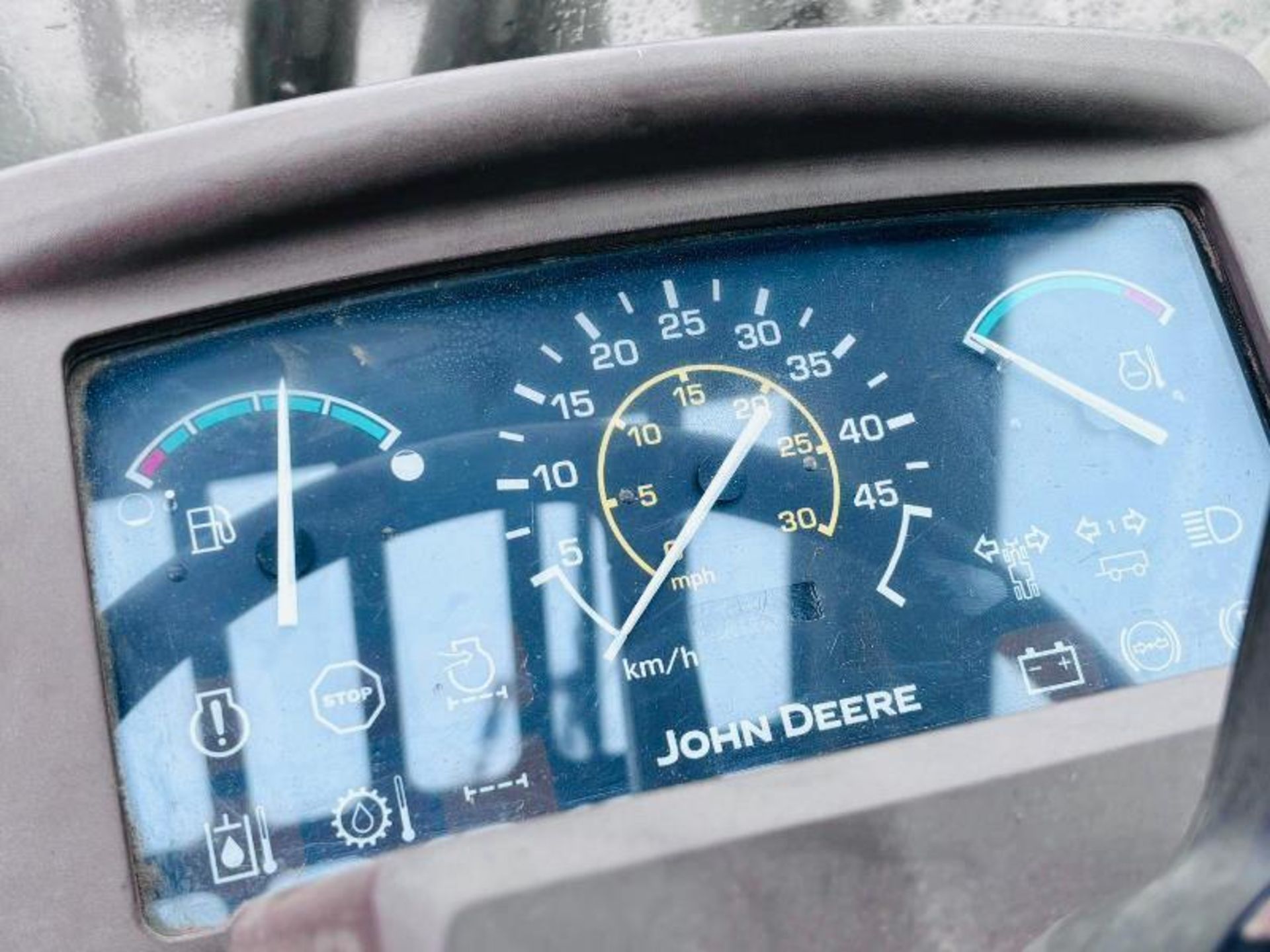 JOHN DEERE 3215 4WD TURBO TELEHANDLER C/W PIN & CONE HEAD STOCK - Image 13 of 18