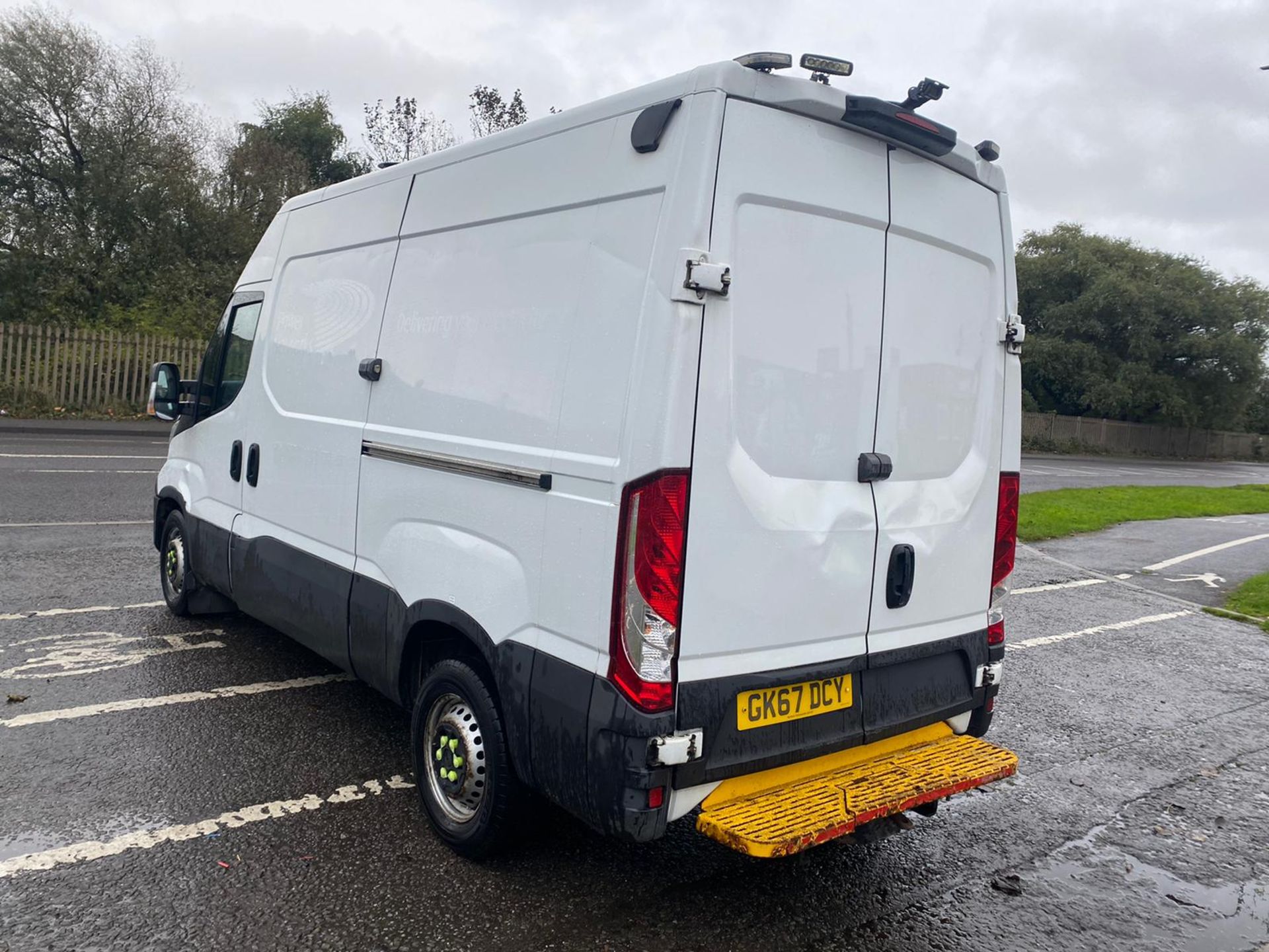 2017 67 IVECO DAILY MWB PANEL VAN - 145K MILES - Image 7 of 9