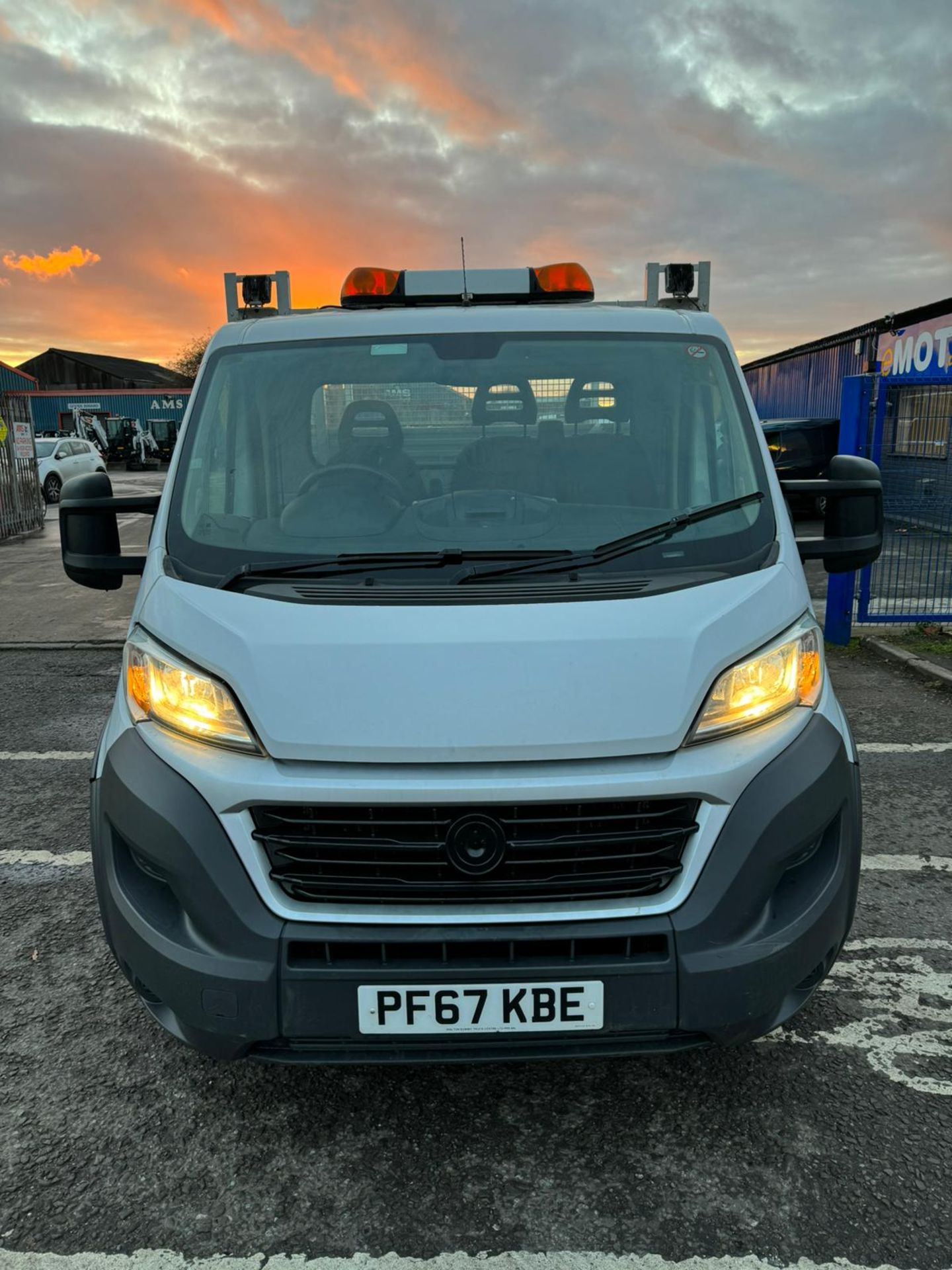 2017 67 FIAT DUCATO PANEL VAN - 99K MILES - V5 - 1 KEY - Image 2 of 9