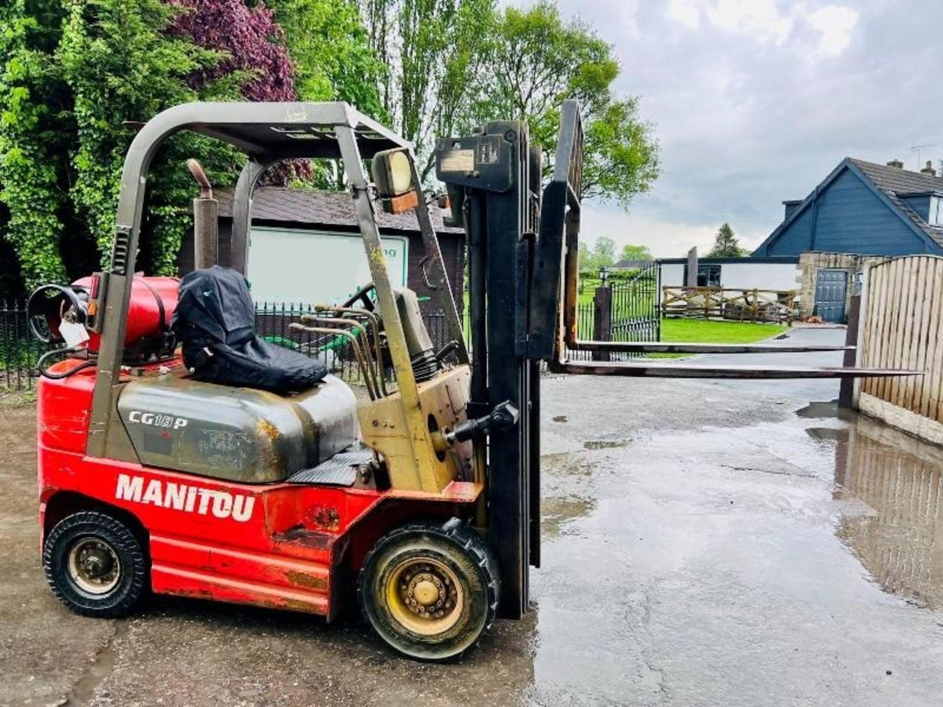 MANITOU CG18P DIESEL FORKLIFT *CONTAINER SPEC* C/W SIDE SHIFT - Image 3 of 13