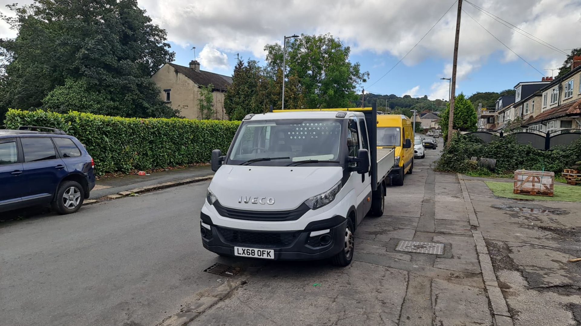 2018 IVECO DAILY 2.3 CREW CAB DROPSIDE - 133K MILES - Image 2 of 6