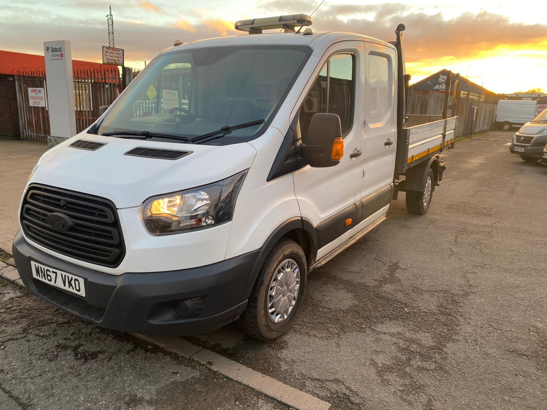 2017 67 FORD TRANSIT CREW CAB TIPPER -110K MILES - EURO 6 - FACTORY TIPPER BODY - RWD - Image 3 of 11