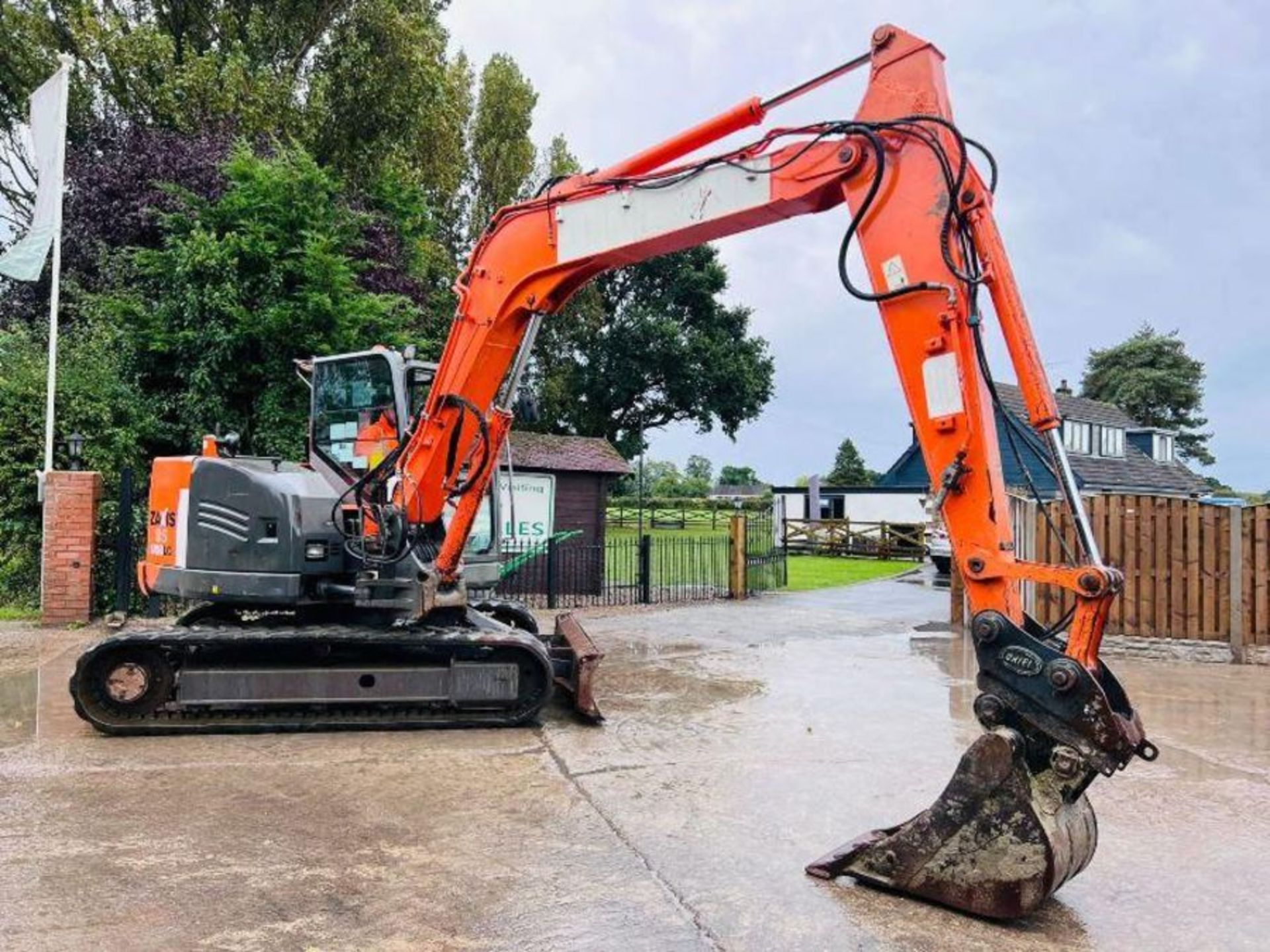 HITACHI ZX85USBLC-3 TRACKED EXCAVATOR C/W QUICK HITCH - Image 6 of 15