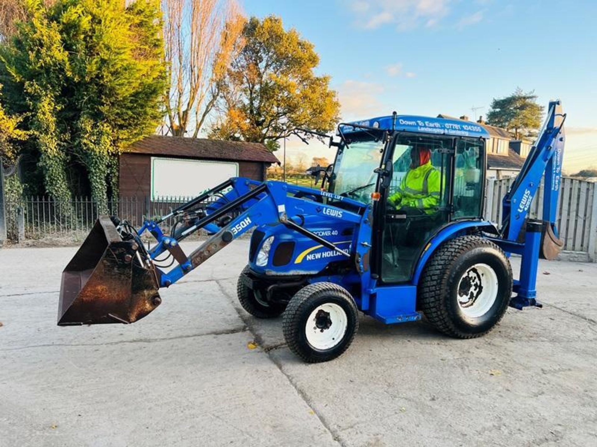 NEW HOLLAND BOOMER 40 4WD TRACTOR *YEAR 2014, ONLY 737 HRS* C/W LOADER & BACK TACTOR - Image 17 of 19