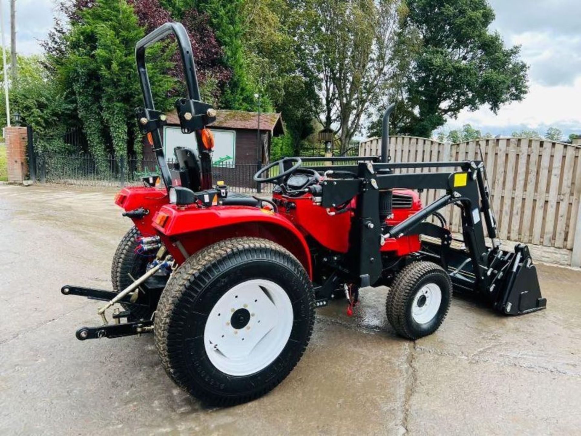 BRAND NEW SIROMER 304 FIELD RANGE 4WD TRACTOR *YEAR 2023* CW LOADER & TURF TYRES - Image 19 of 19
