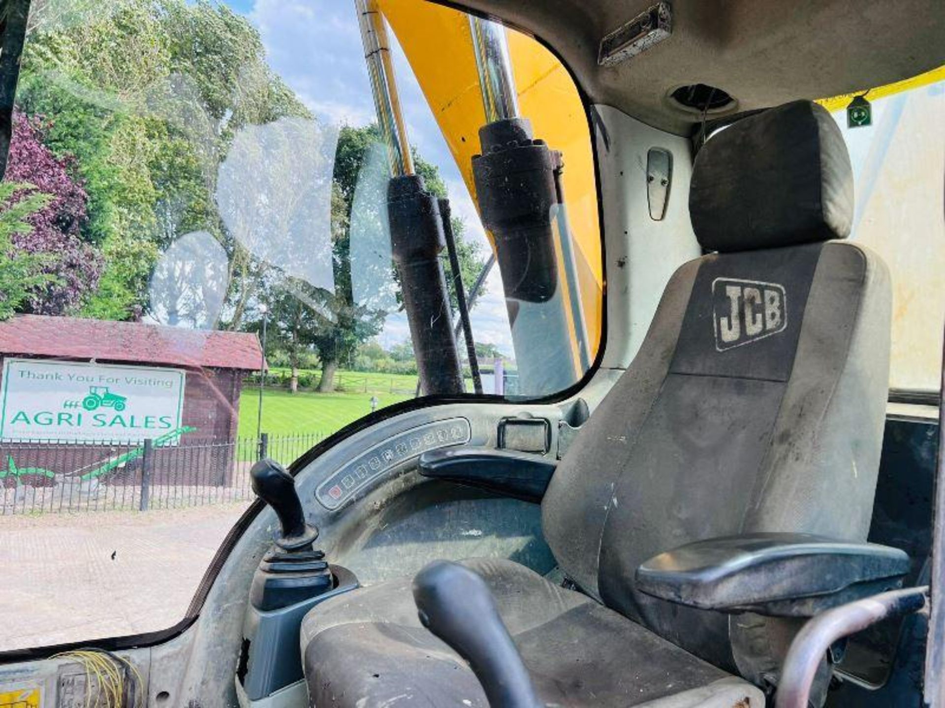 JCB JS160 HIGH RISE CABIN TRACKED EXCAVATOR *YEAR 2010* C/W QUICK HITCH - Image 9 of 15