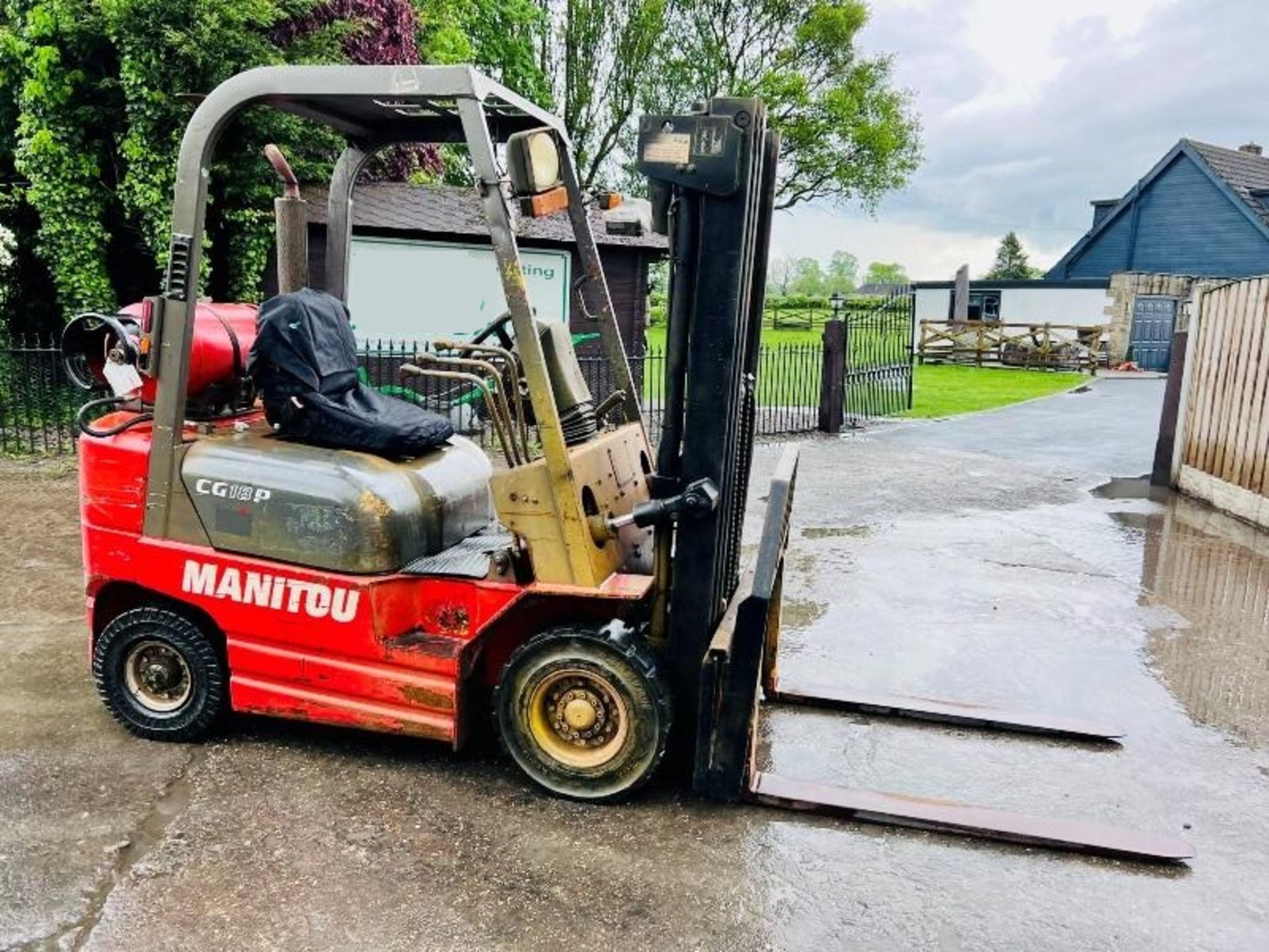 MANITOU CG18P DIESEL FORKLIFT *CONTAINER SPEC* C/W SIDE SHIFT - Image 7 of 13