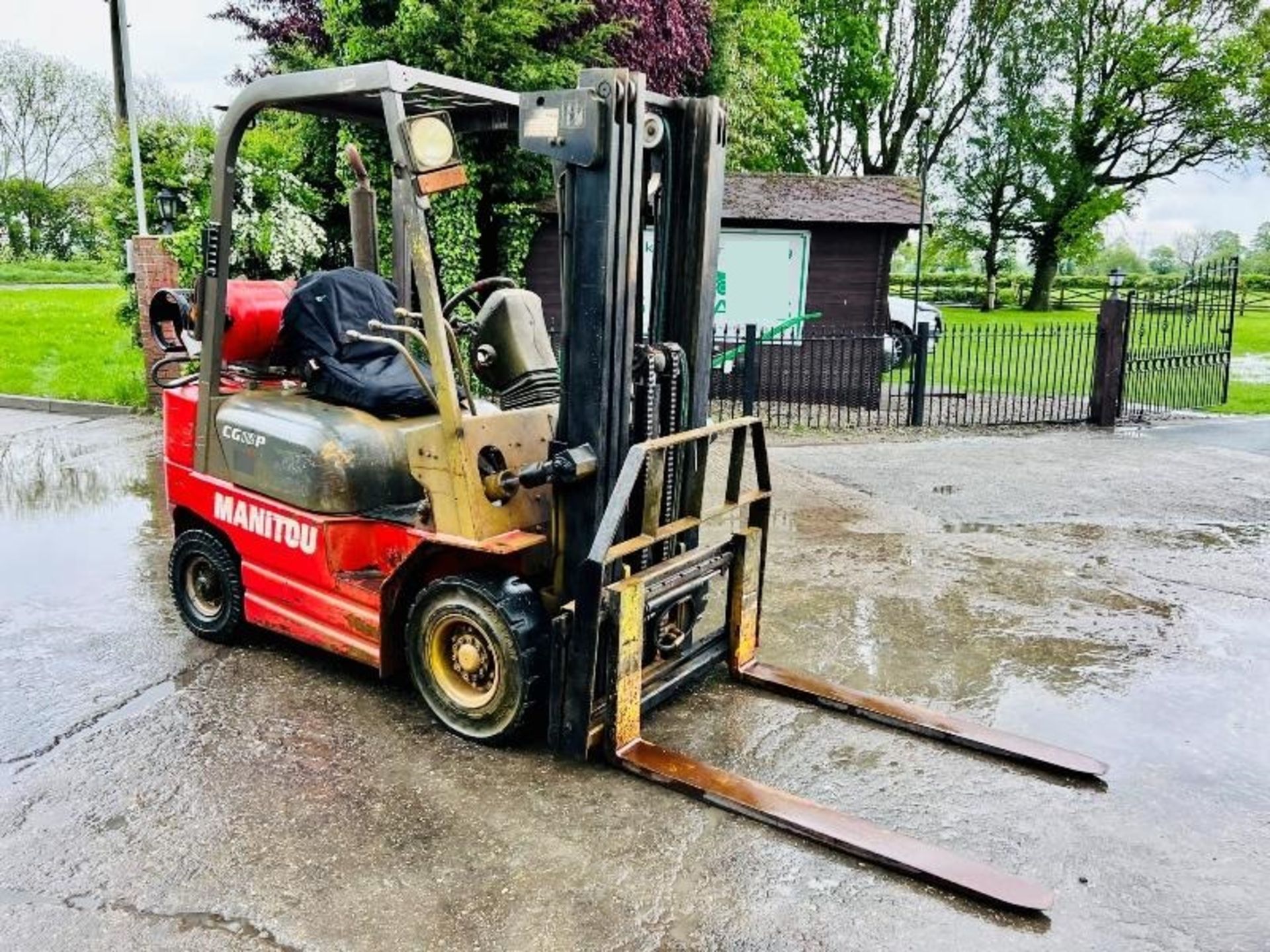 MANITOU CG18P DIESEL FORKLIFT *CONTAINER SPEC* C/W SIDE SHIFT - Image 9 of 13