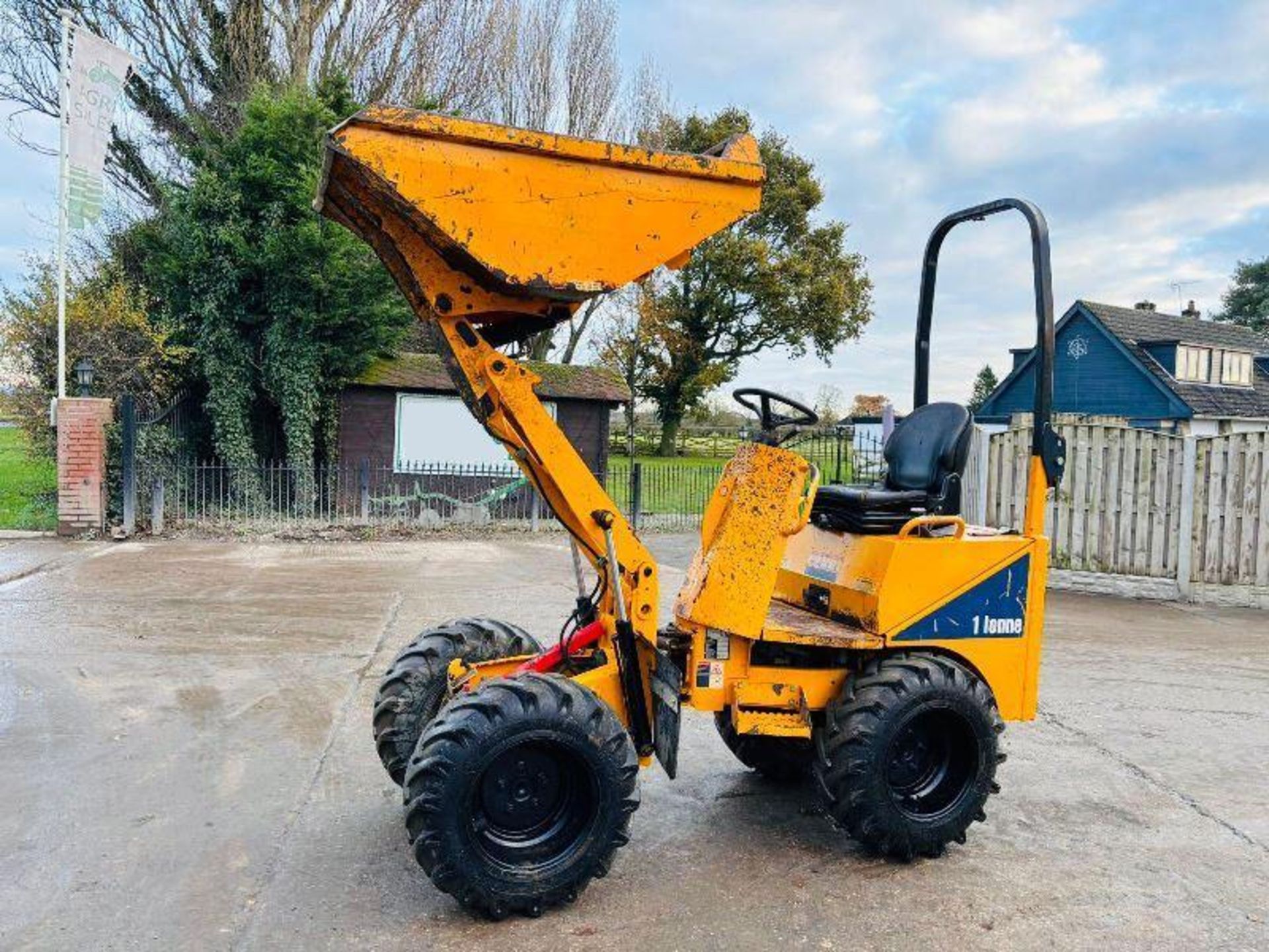 THWAITES 1 TON HIGH TIP DUMPER *YEAR 2015, ONLY 2009 HOURS* C/W ROLE BAR - Image 15 of 15