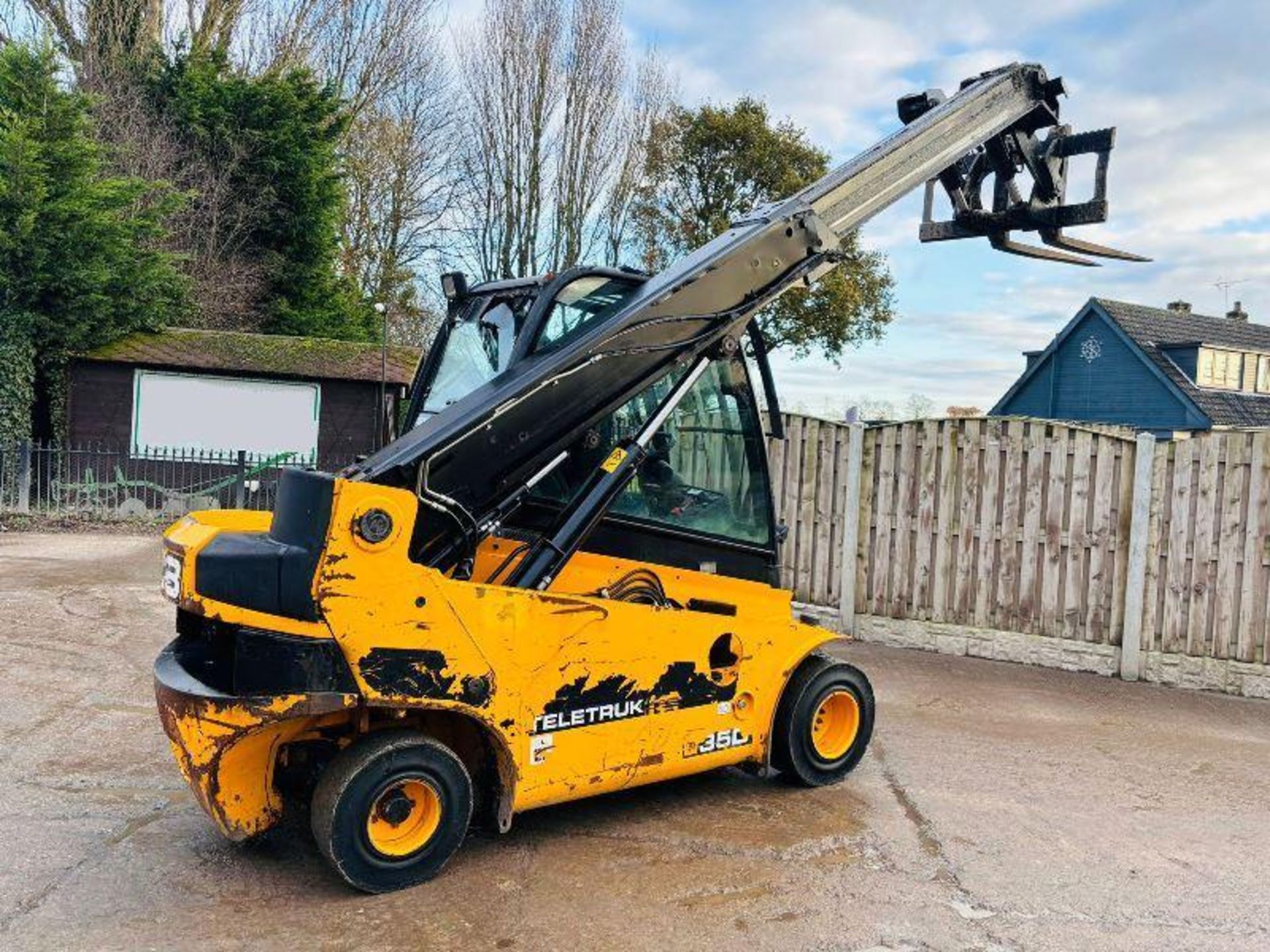 JCB TLT35D TELETRUCK *YEAR 2014* C/W PALLET TINES - Image 8 of 17
