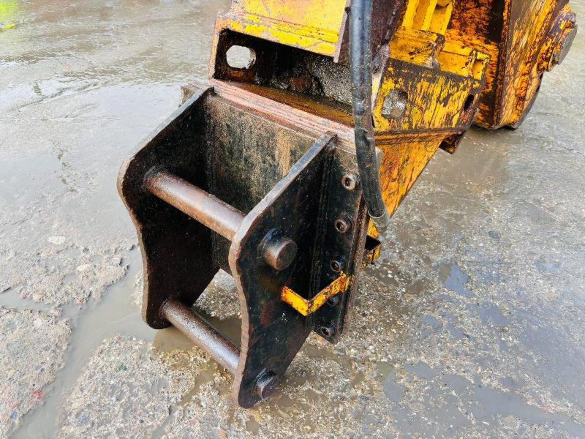 HYDRAULIC DEMOLITION SHEAR TO SUIT 10-12 TON EXCAVATOR - Image 7 of 11