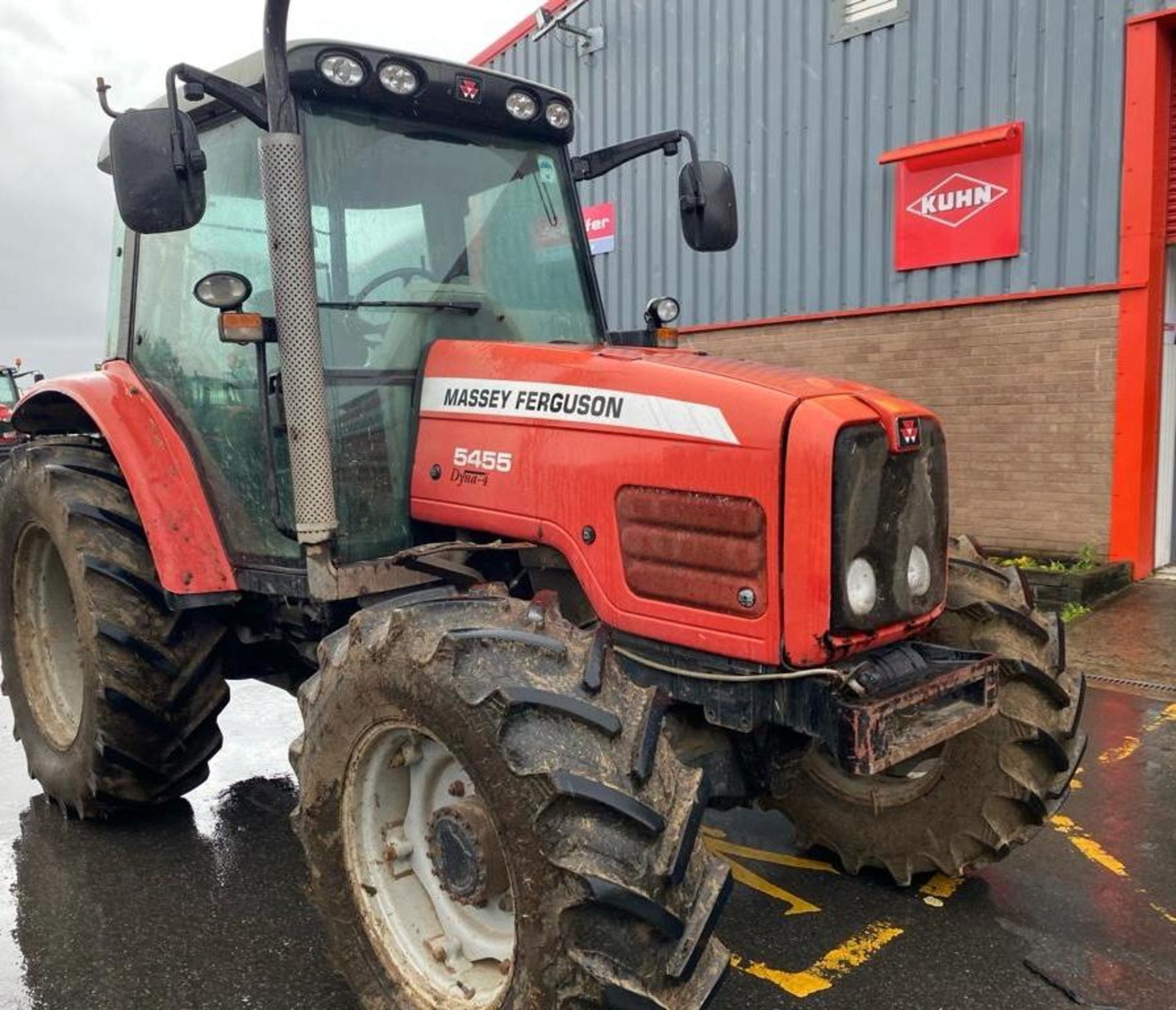 2008 MASSEY FERGUSON 5455 TRACTOR - DYNA 4