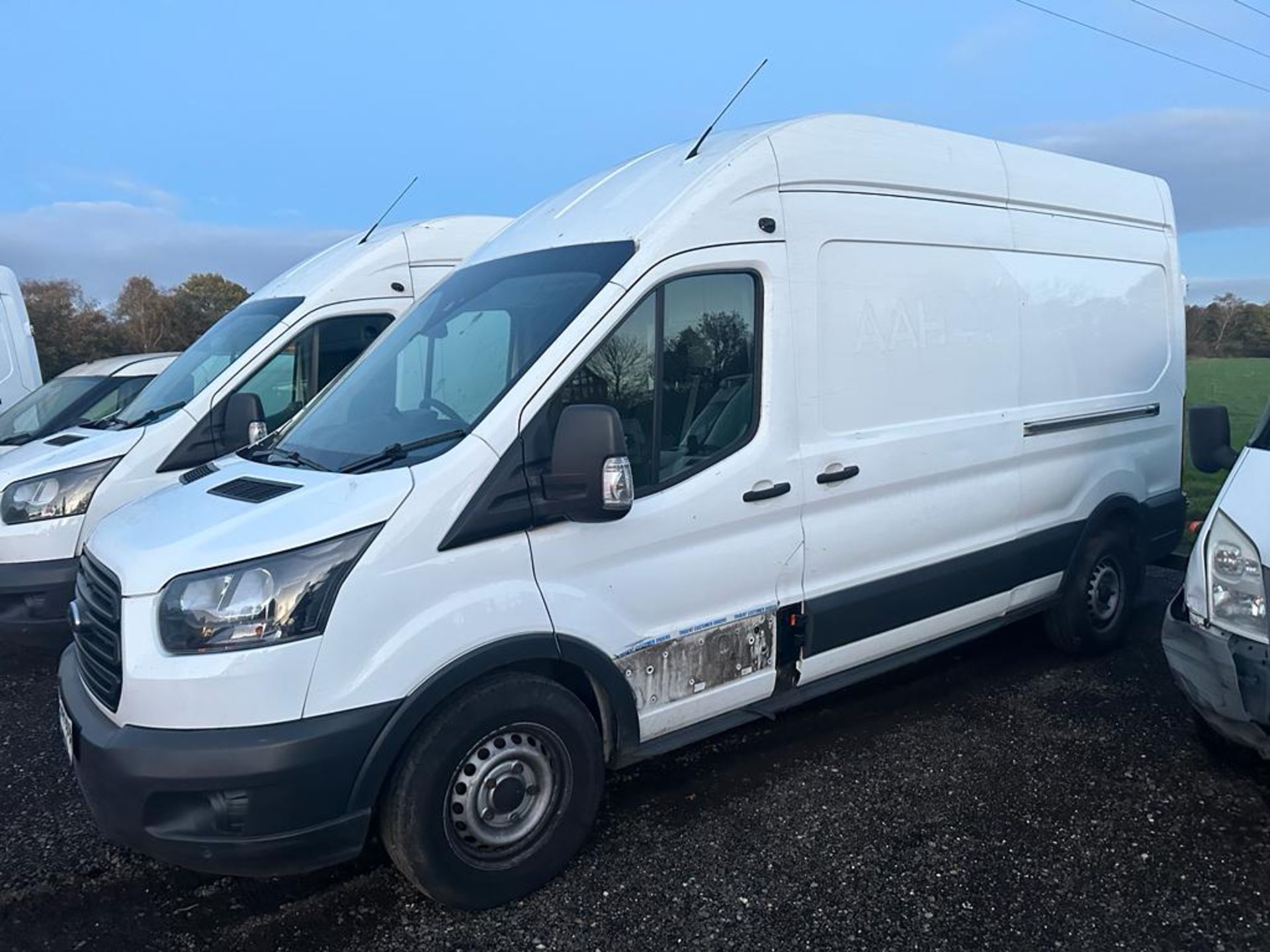 2017 66 FORD TRANSIT 350 PANEL VAN - 260K MILES - V5 AND 1 KEY - Image 5 of 8