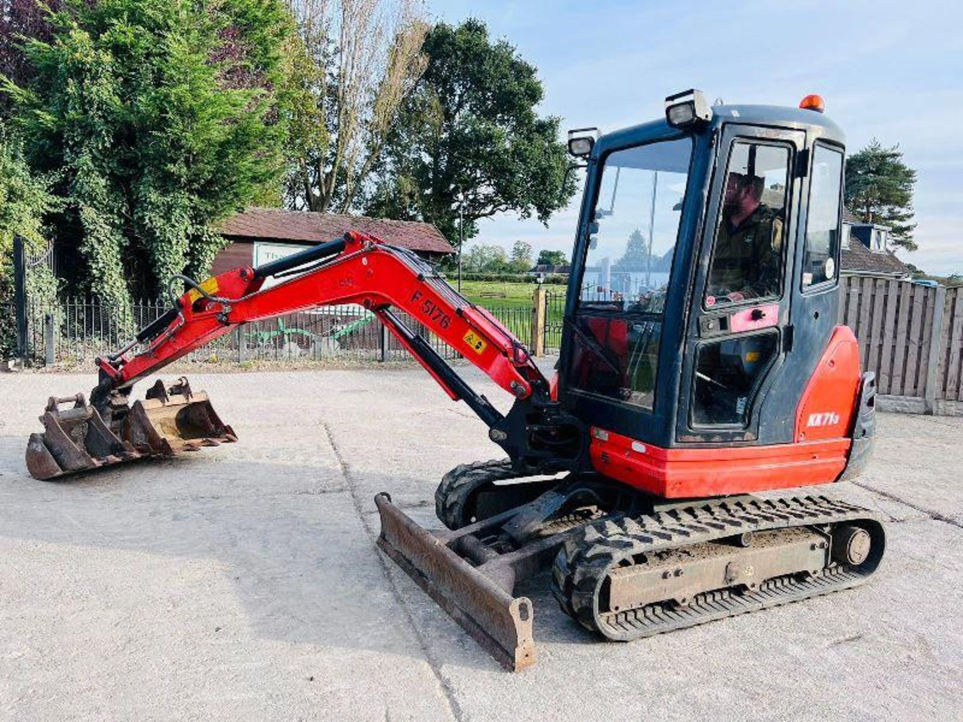 KUBOTA KX71-3 EXCAVATOR *YEAR 2014, 4211 HOURS, ONE OWNER FROM NEW*. - Image 5 of 15