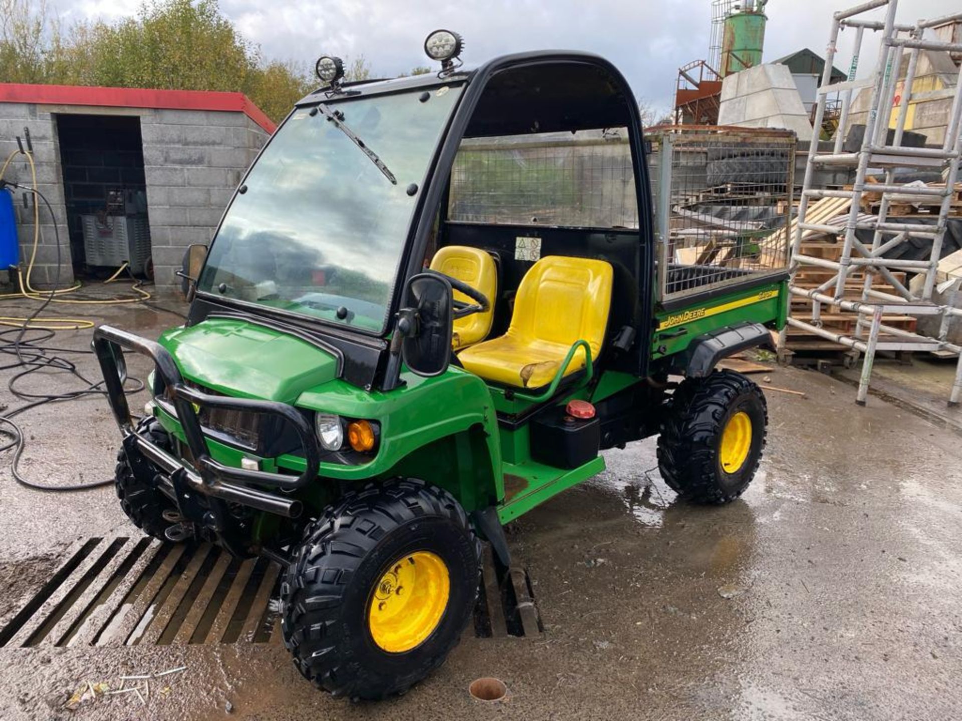 2007 JOHN DEERE GATOR - DIESEL - ROAD REGISTERED