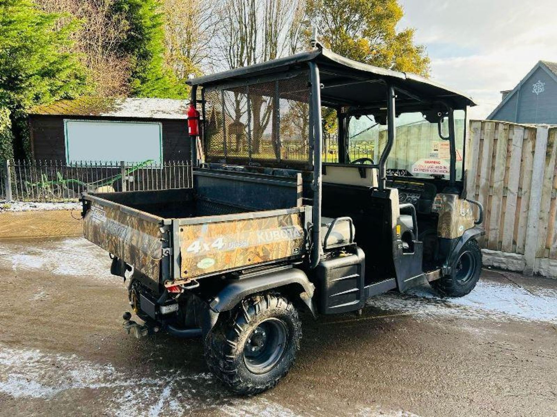 KUBOTA RTV1140CPX-UK TWIN SEATER UTV *1436 HOURS* C/W ELECTRIC TIP - Image 5 of 14