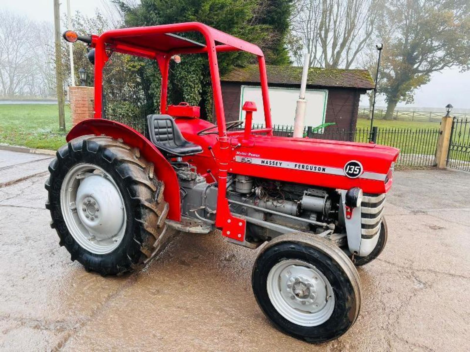 MASSEY FERGUSON 135 MULTI POWER TRACTOR C/W ROLE FRAME