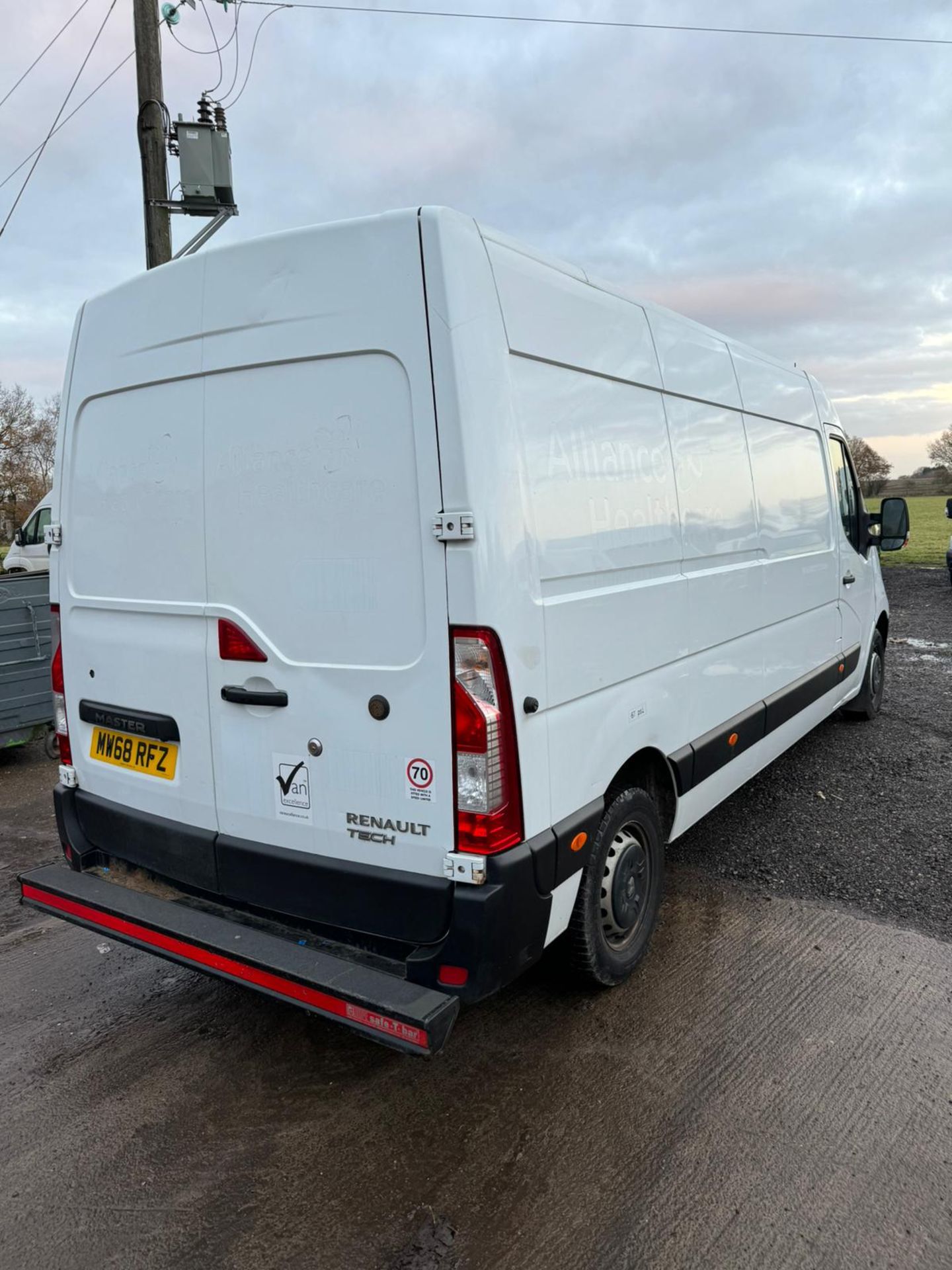 2018 68 RENAULT MASTER L3 PANEL VAN - 173K MILES - EURO 6 - Image 8 of 11