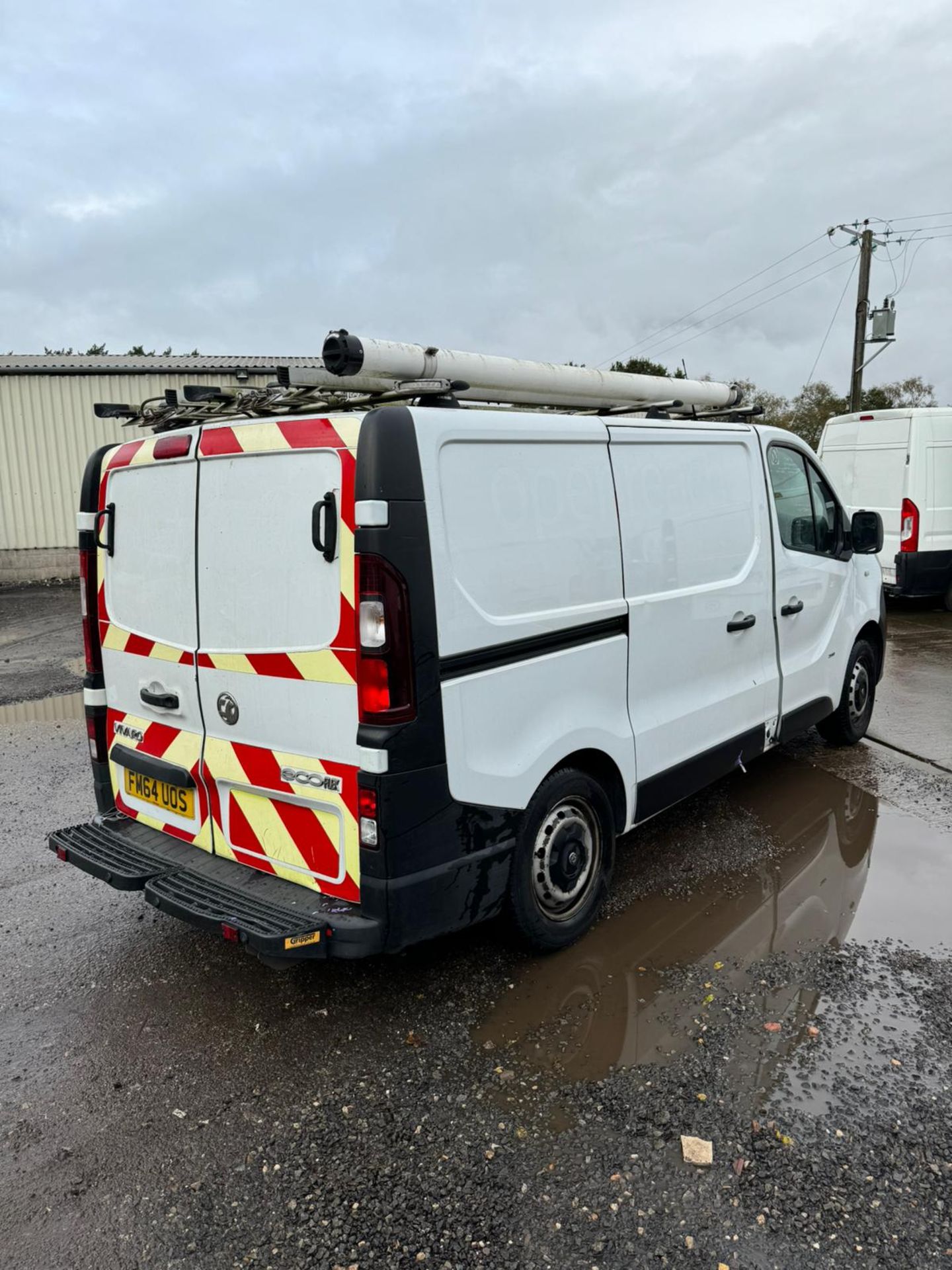 2014 64 VAUXHALL VIVARO PANEL VAN - 55K MILES - EX BT - TWIN SIDE DOORS - ROOF RACK - Image 6 of 10