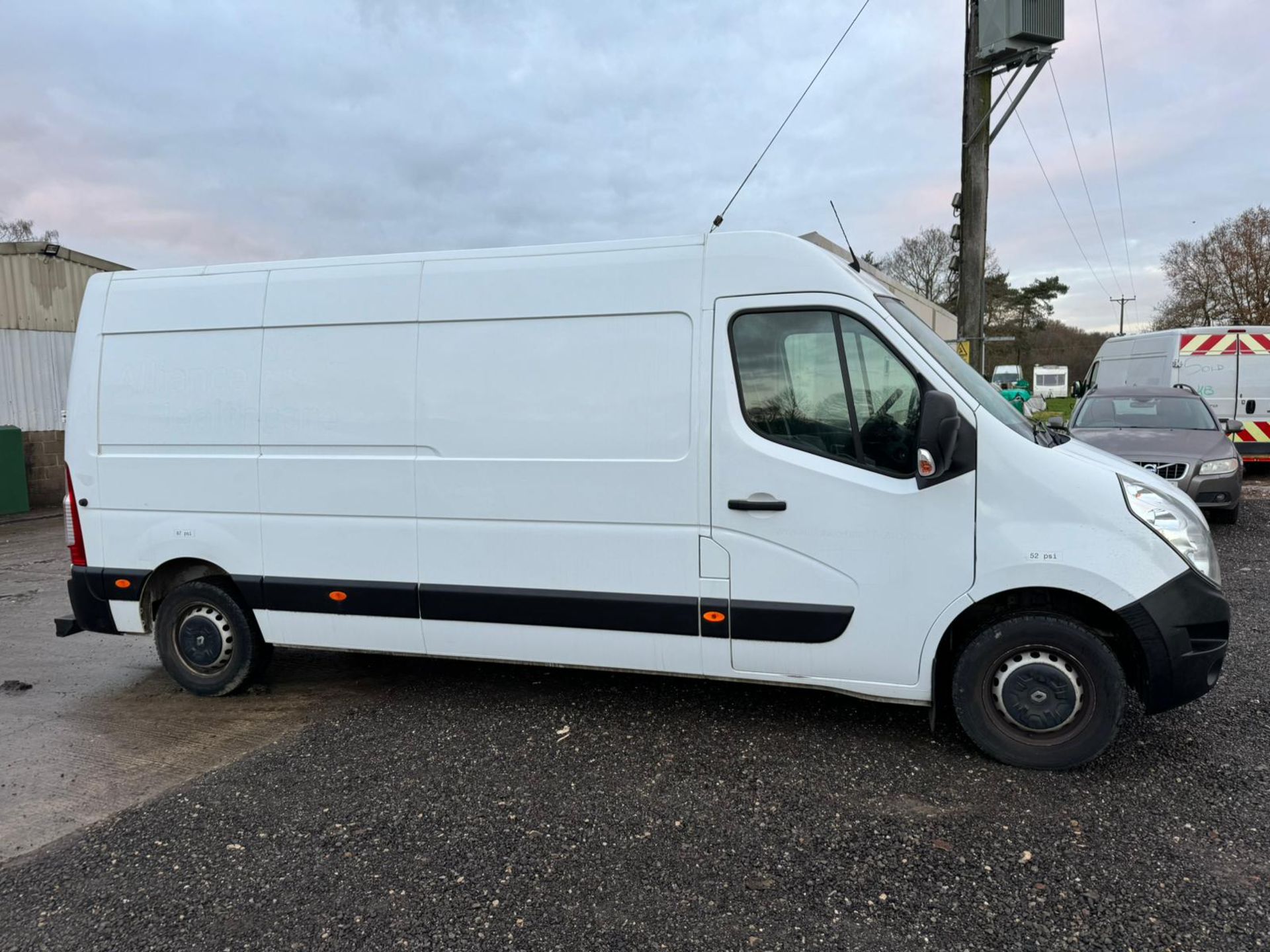 2018 68 RENAULT MASTER L3 PANEL VAN - 173K MILES - EURO 6 - Image 3 of 11