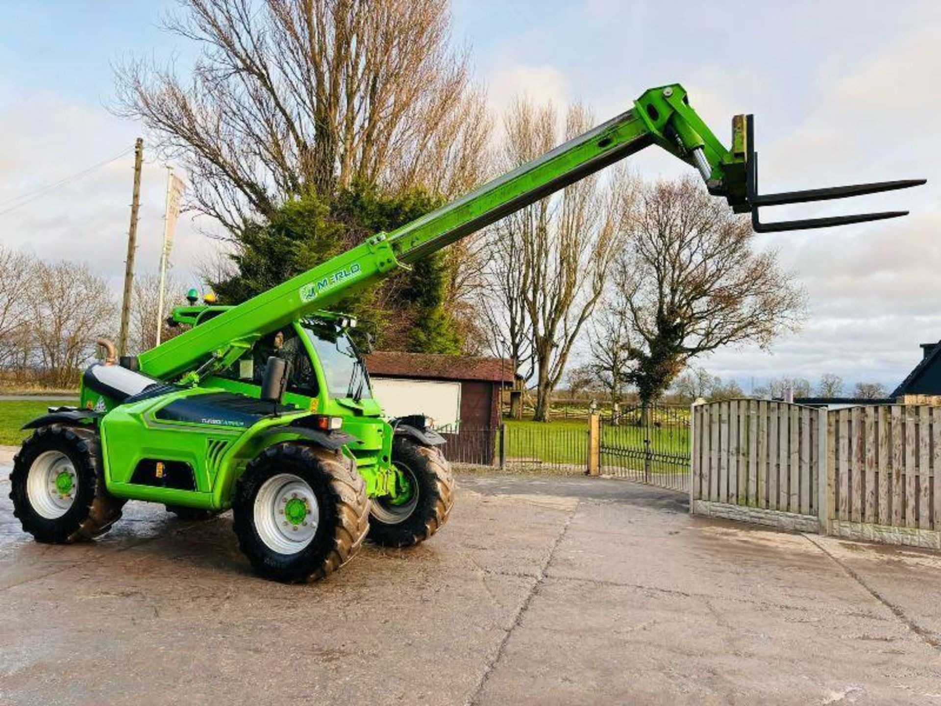 MERLO TF42.7 4WD TELEHANDLER *AG-SPEC, YEAR 2017* C/W PICK UP HITCH - Image 16 of 18