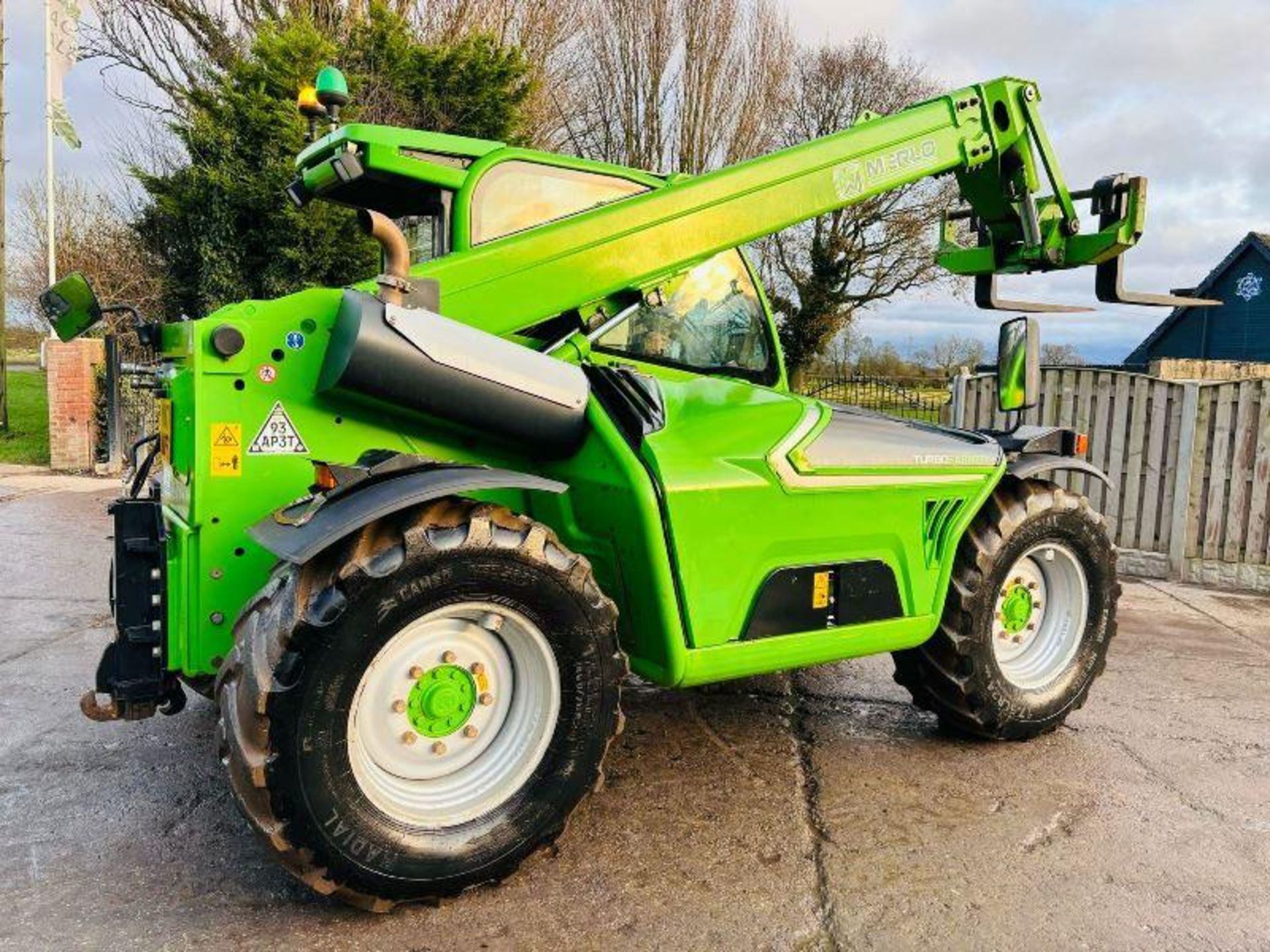 MERLO TF42.7 4WD TELEHANDLER *AG-SPEC, YEAR 2017* C/W PICK UP HITCH - Image 7 of 18