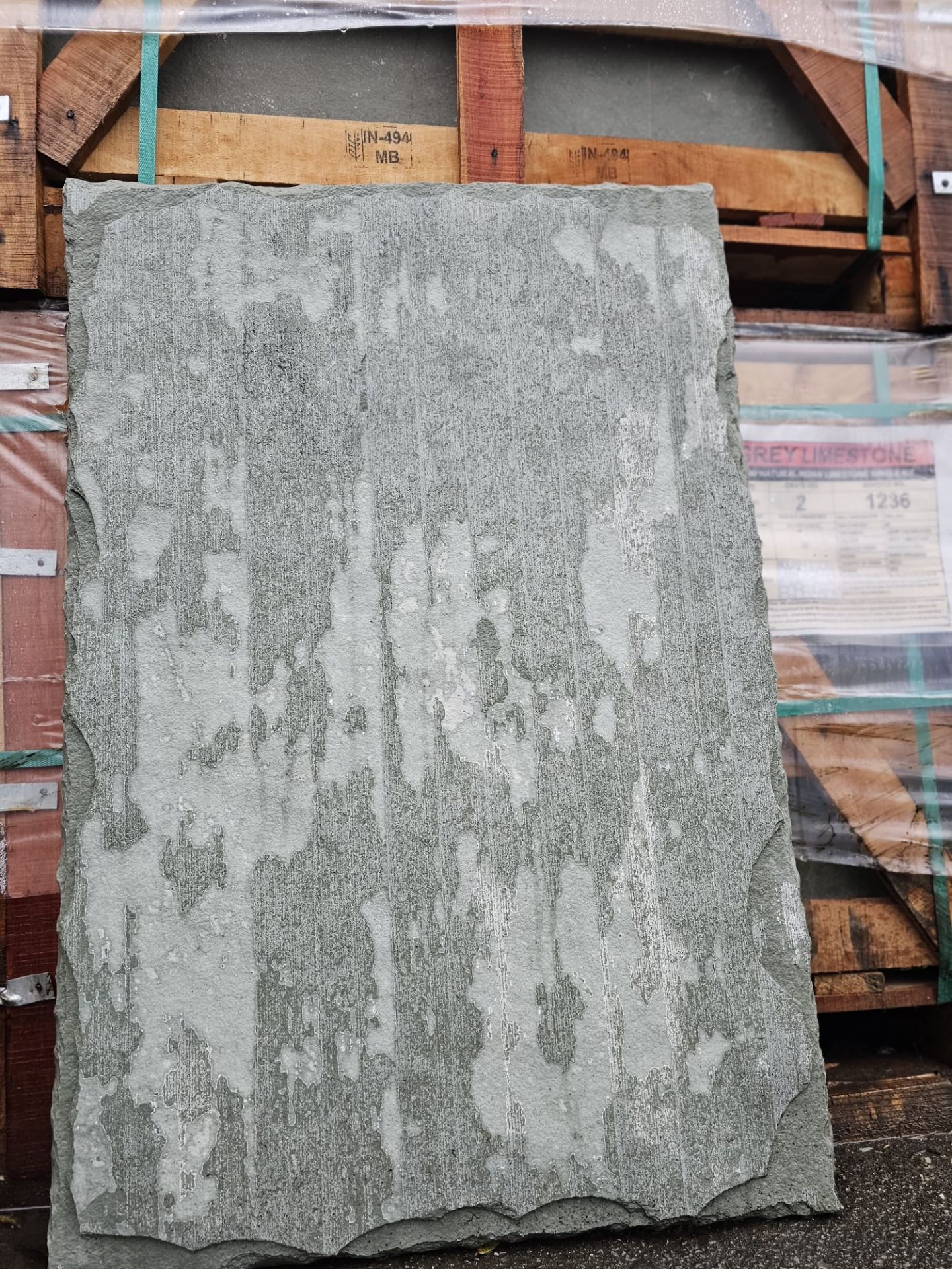 1 PALLET OF 18.9sqm LIMESTONE GREY TILES - 22MM CALIBRATED - SLAB SIZE 60X90CM - 35 SLABS - Image 2 of 3