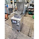 HENNY PENNY FASTRON PRESSURE FRYER - FRYCHICKEN MACHINE - FULLY REFURBISHED AND FULLY WORKING