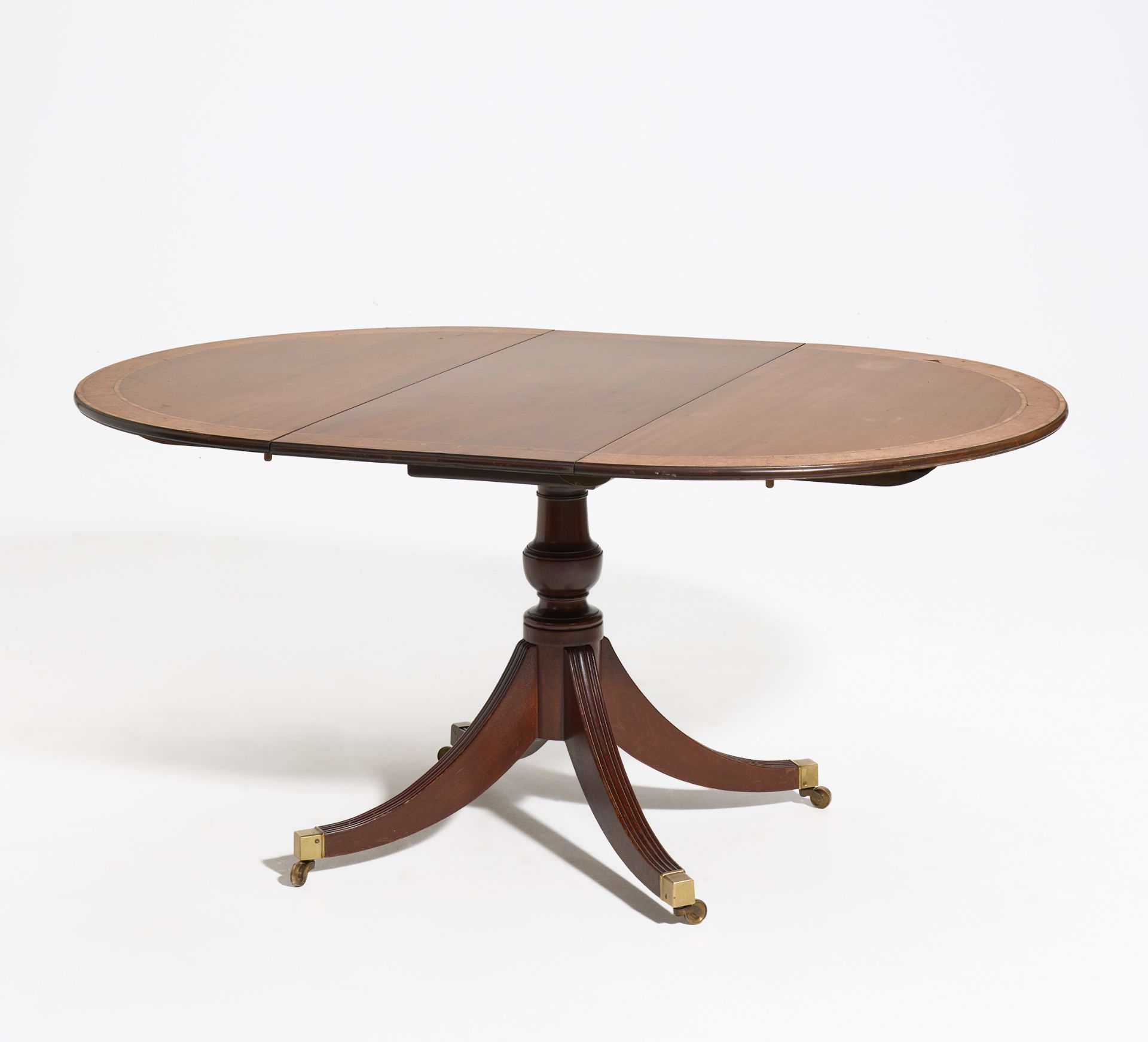 Runder Tisch und Folge von sechs Gondelstühlen - Image 3 of 4