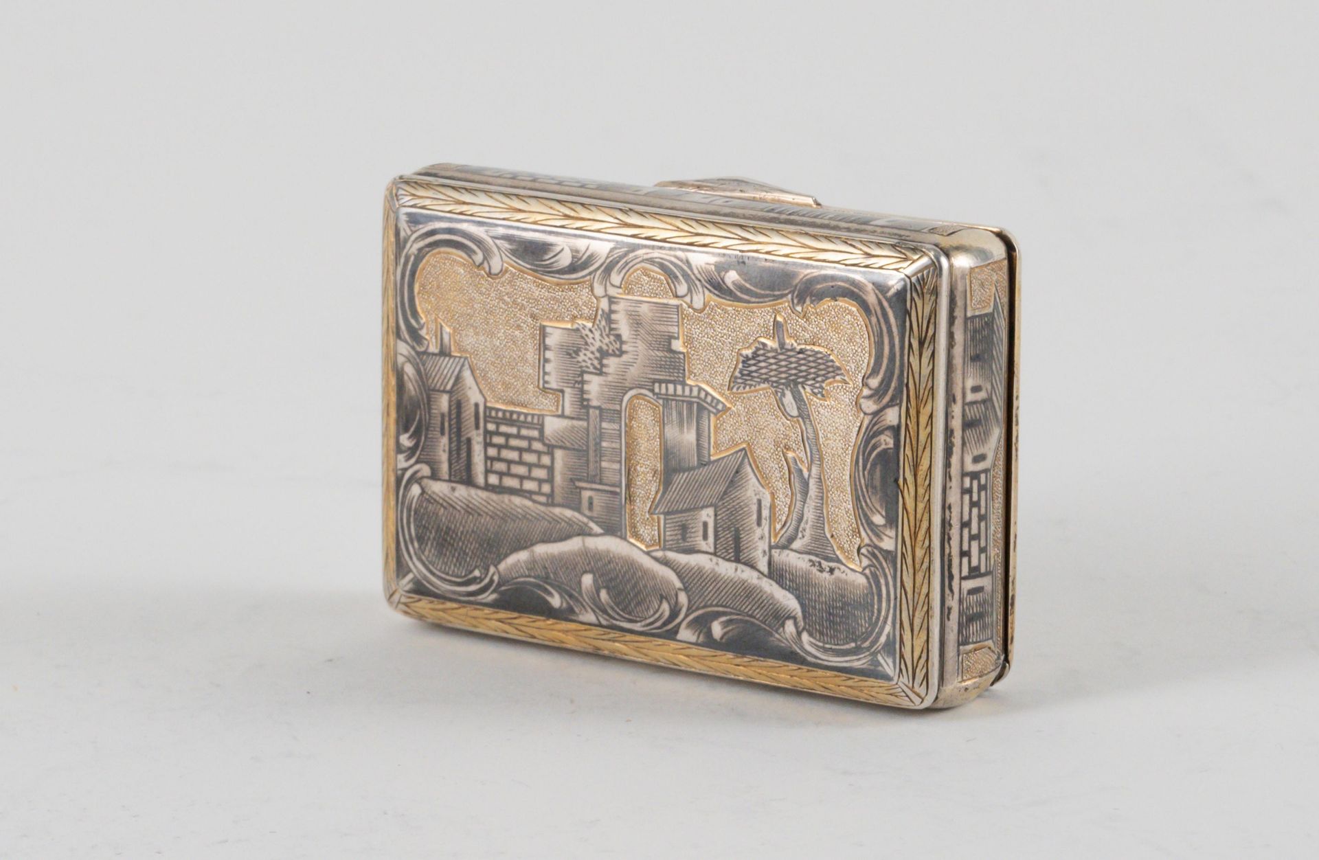 Small box with hunting scene and architectural landscape - Image 7 of 7
