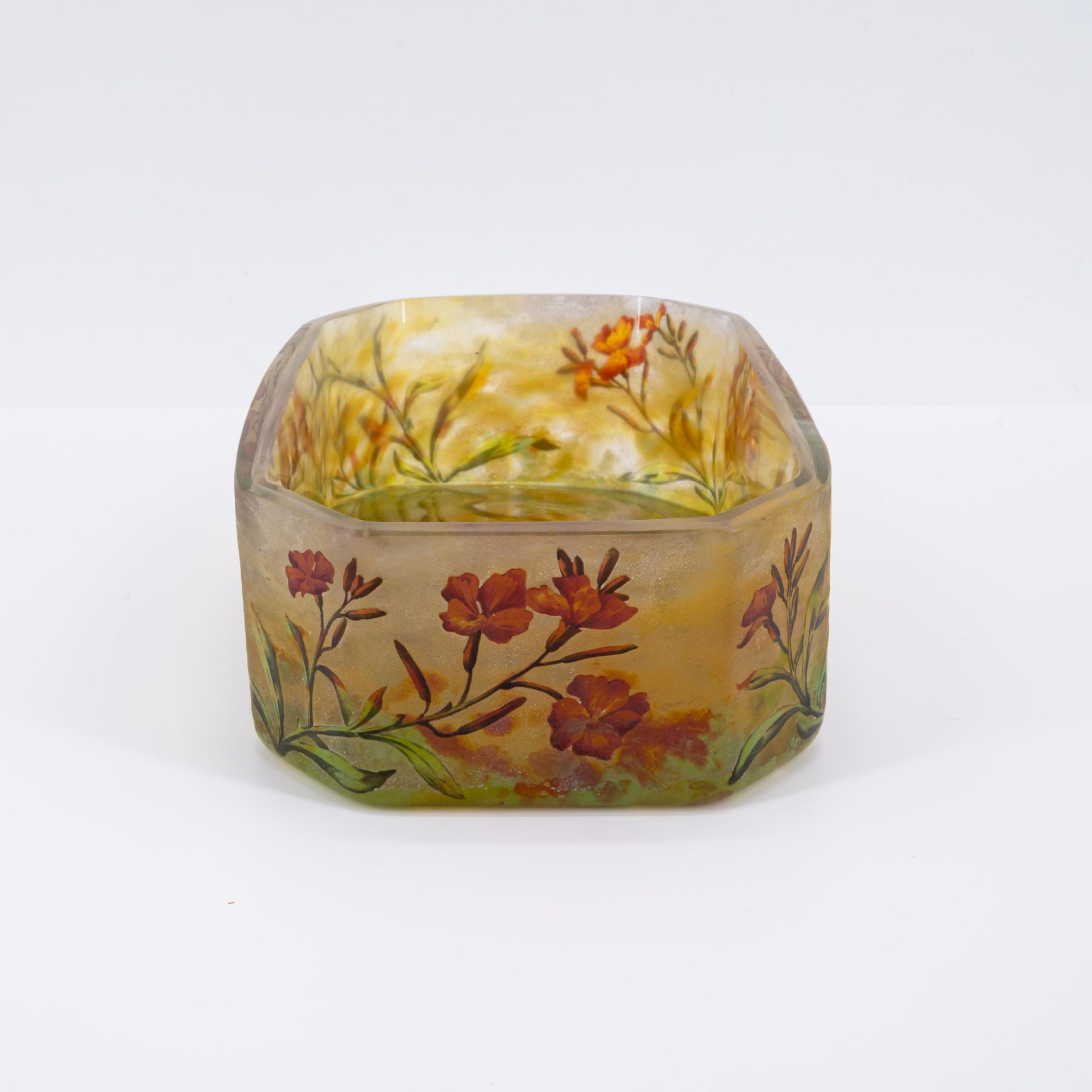 GLASS JARDINIERE WITH FLORAL DECOR - Image 4 of 7