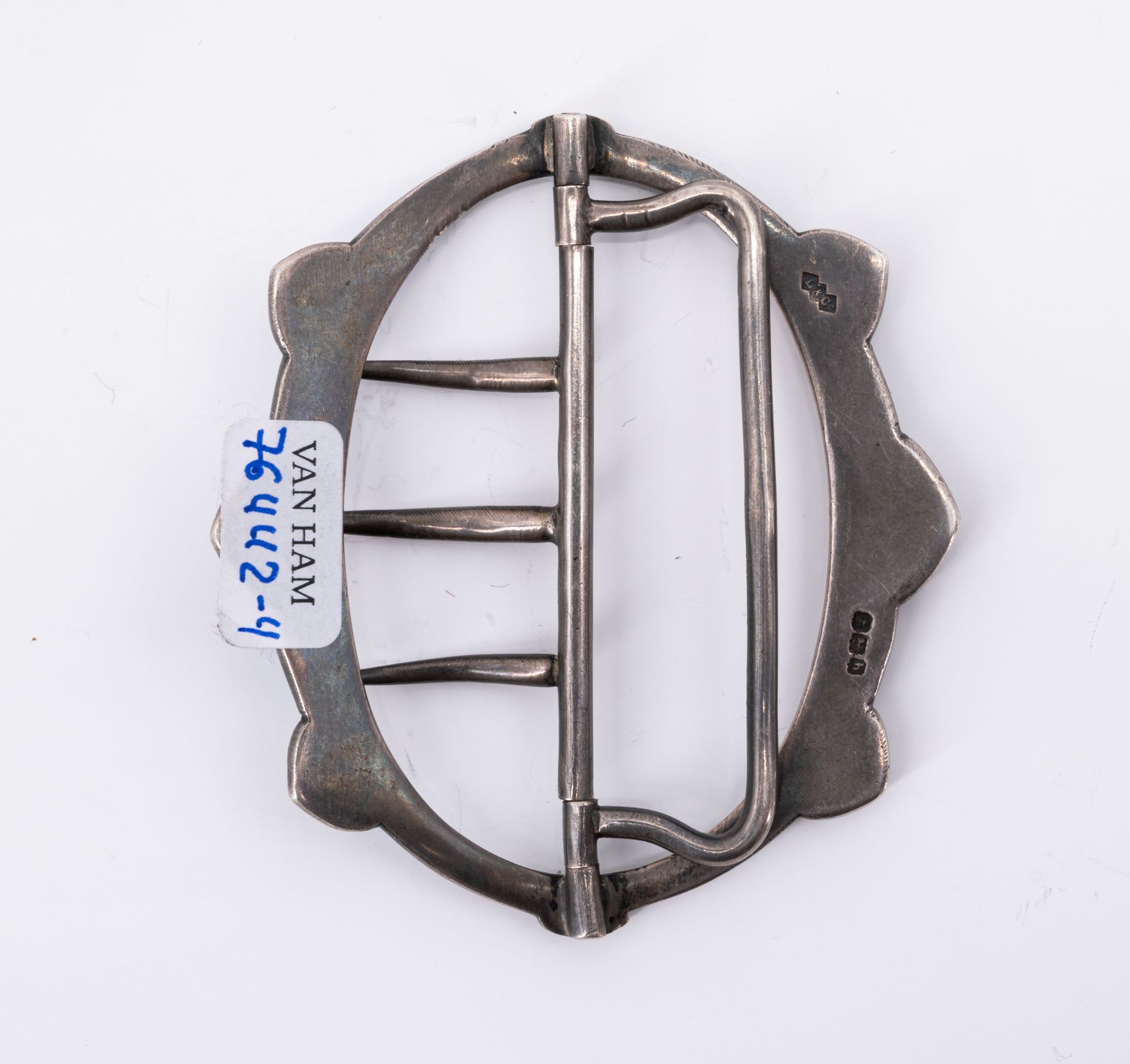 Oval belt buckle with enamel decor - Image 2 of 2