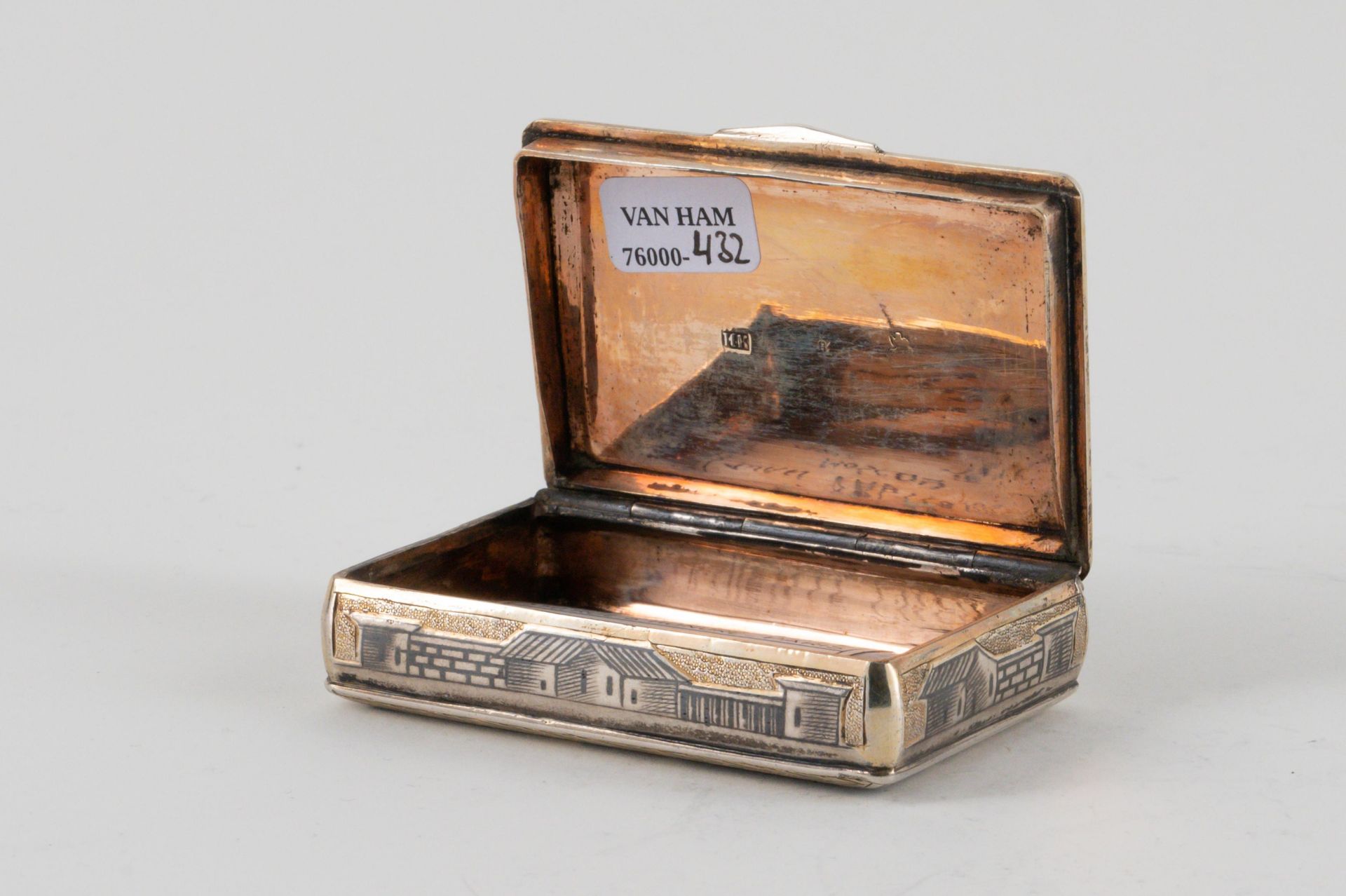 Small box with hunting scene and architectural landscape - Image 5 of 7