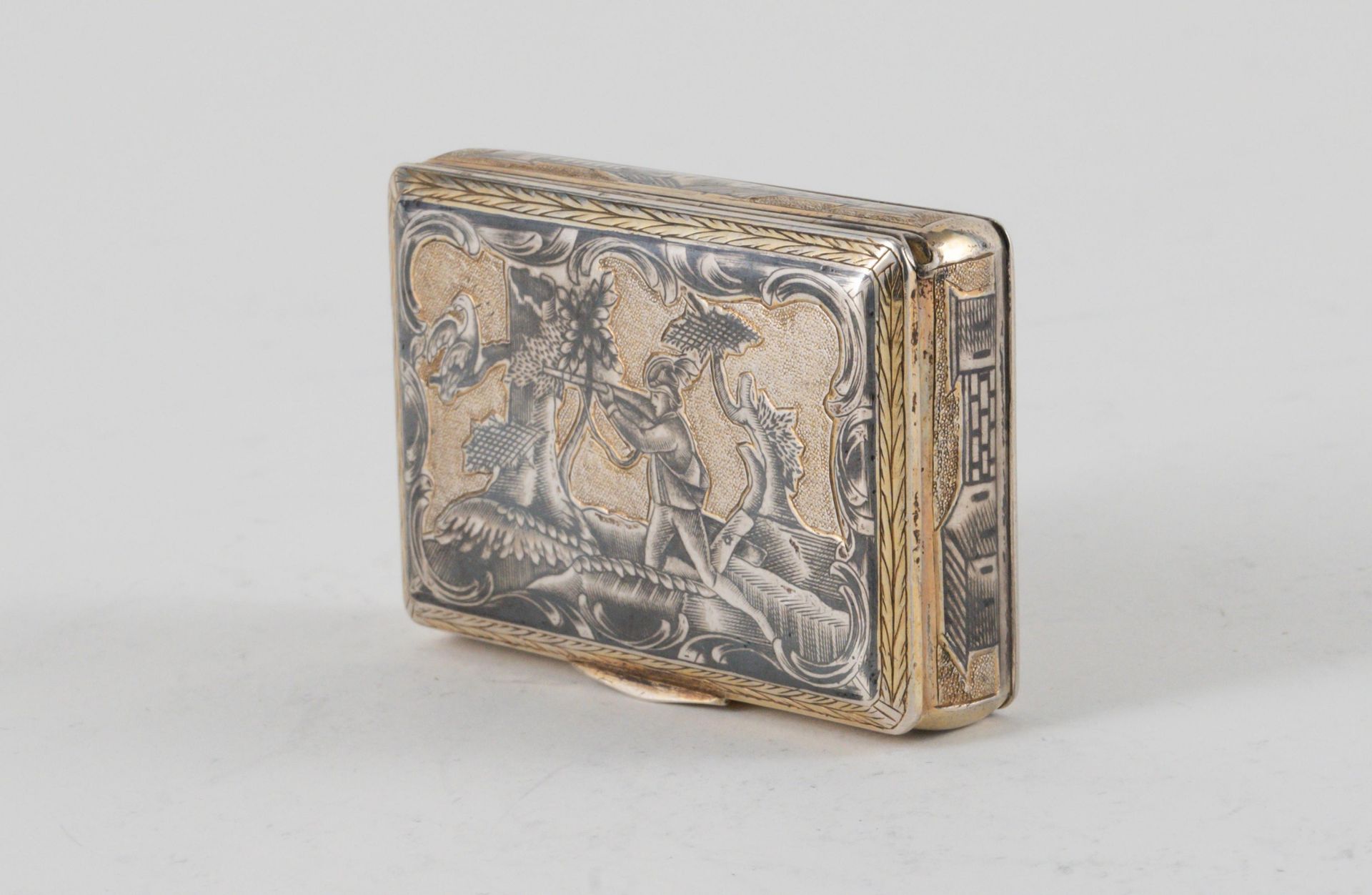 Small box with hunting scene and architectural landscape - Image 6 of 7