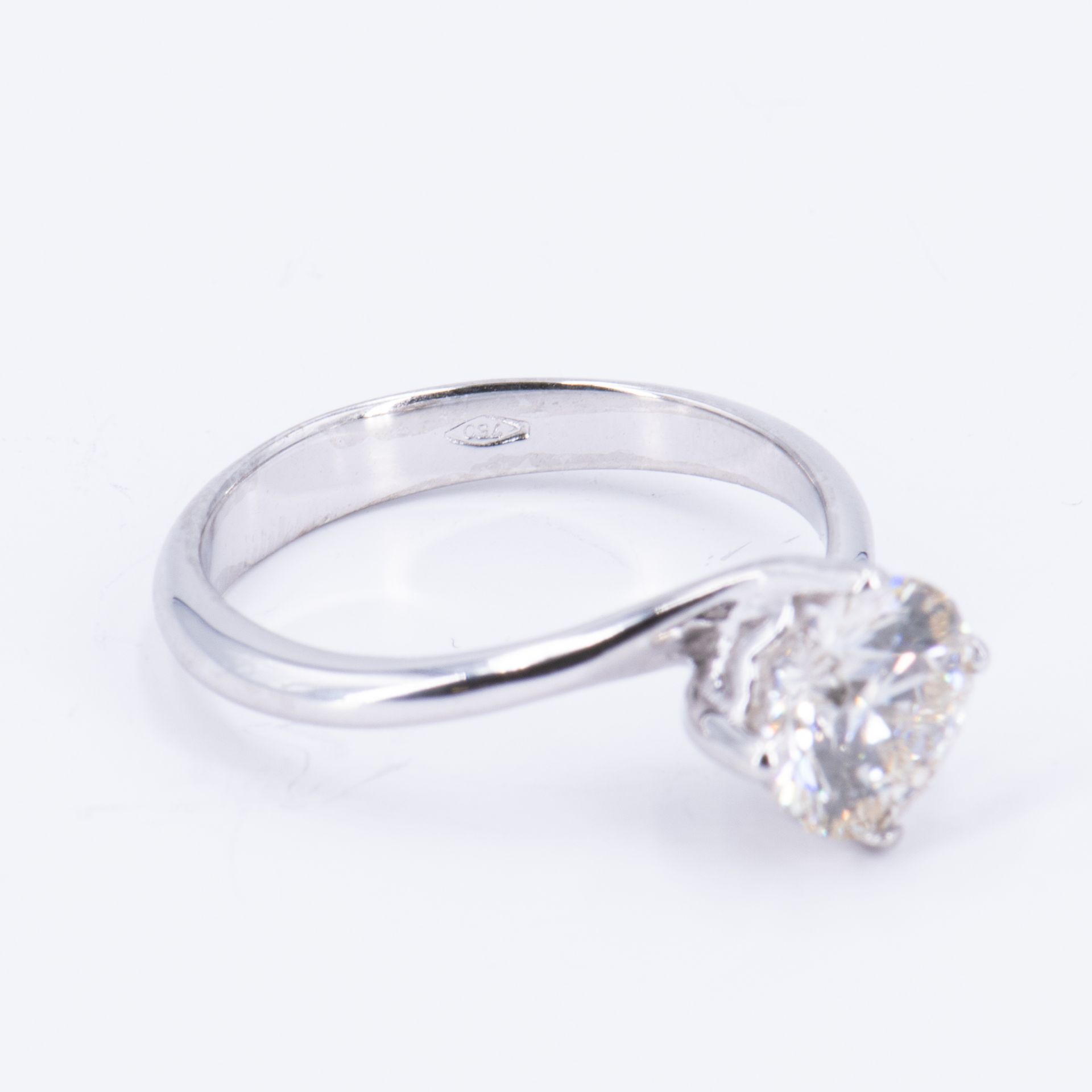 Solitaire Ring - Image 5 of 5