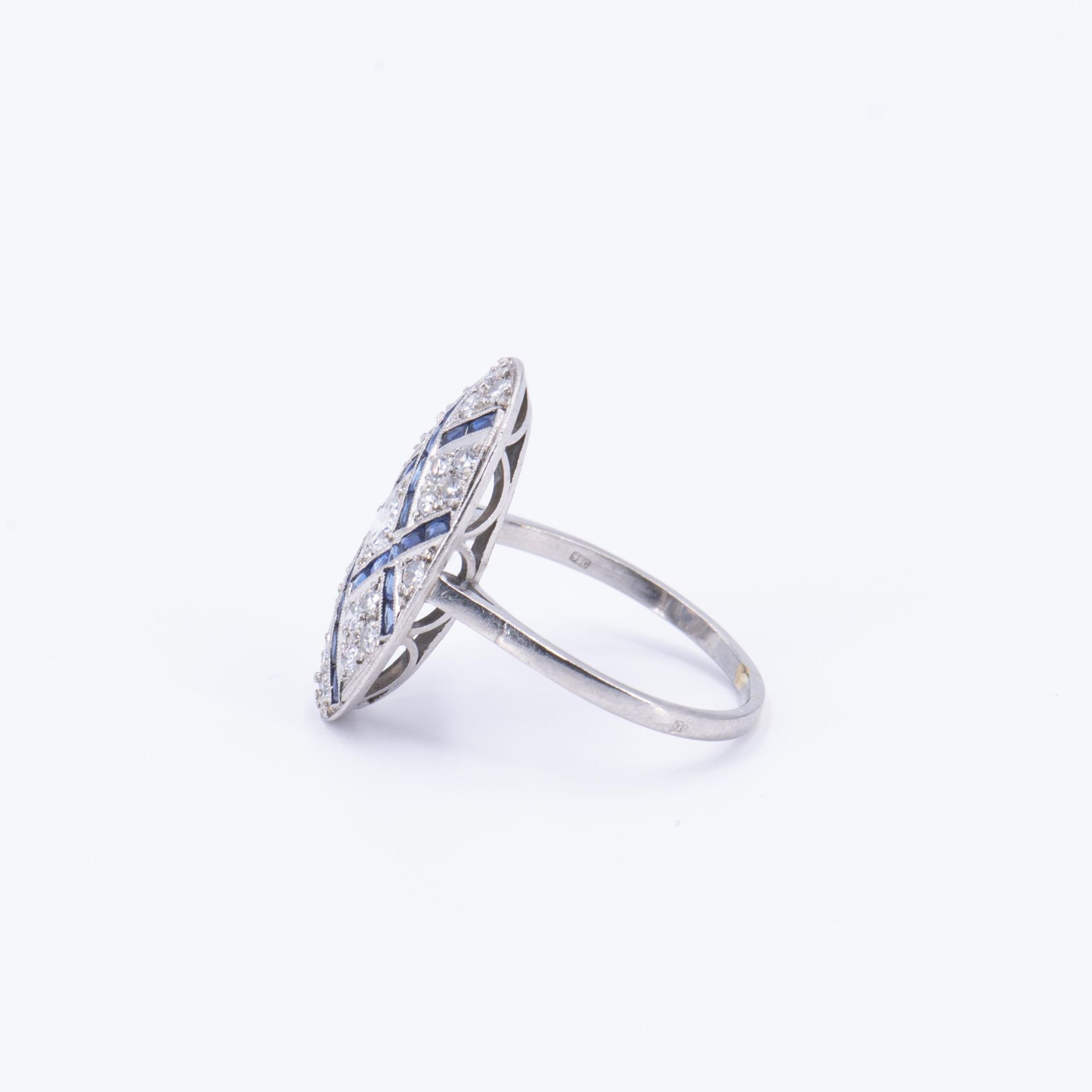 Sapphire Diamond Ring - Image 2 of 4