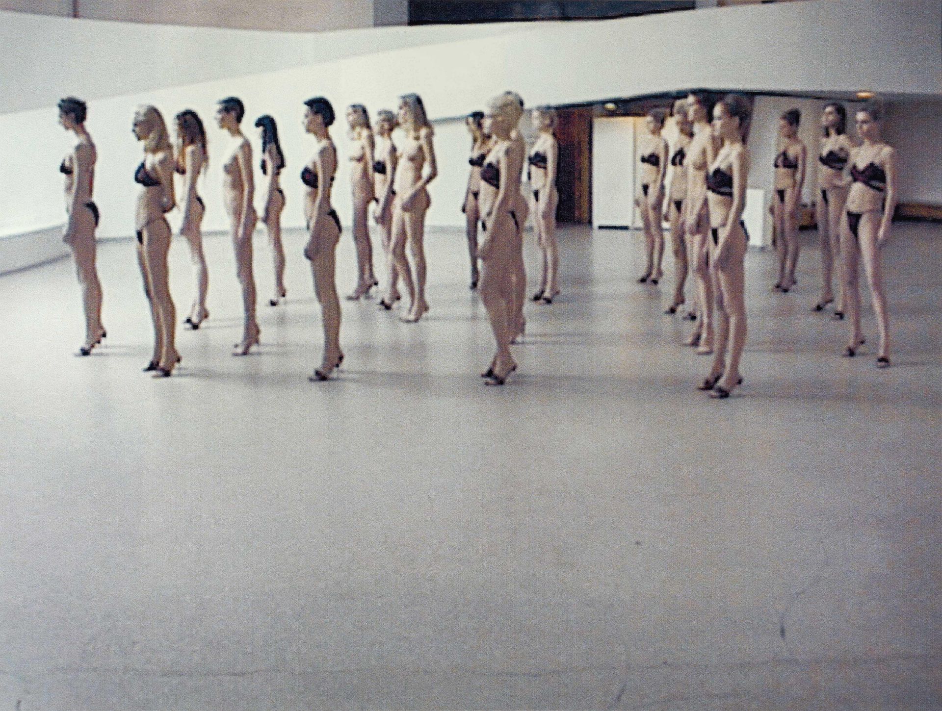 Vanessa Beecroft: VB 35, Performance, Solomon R. Guggenheim Museum, NY-USA