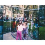 Dan Graham: Fun for Kids at my Work in a Park in Manhatten (für Parkett 68)