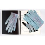Meret Oppenheim: Glove (für Parkett 4)
