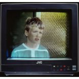 Jeff Wall: Boy on TV (Aus: Eviction Struggle) (für Parkett 22)