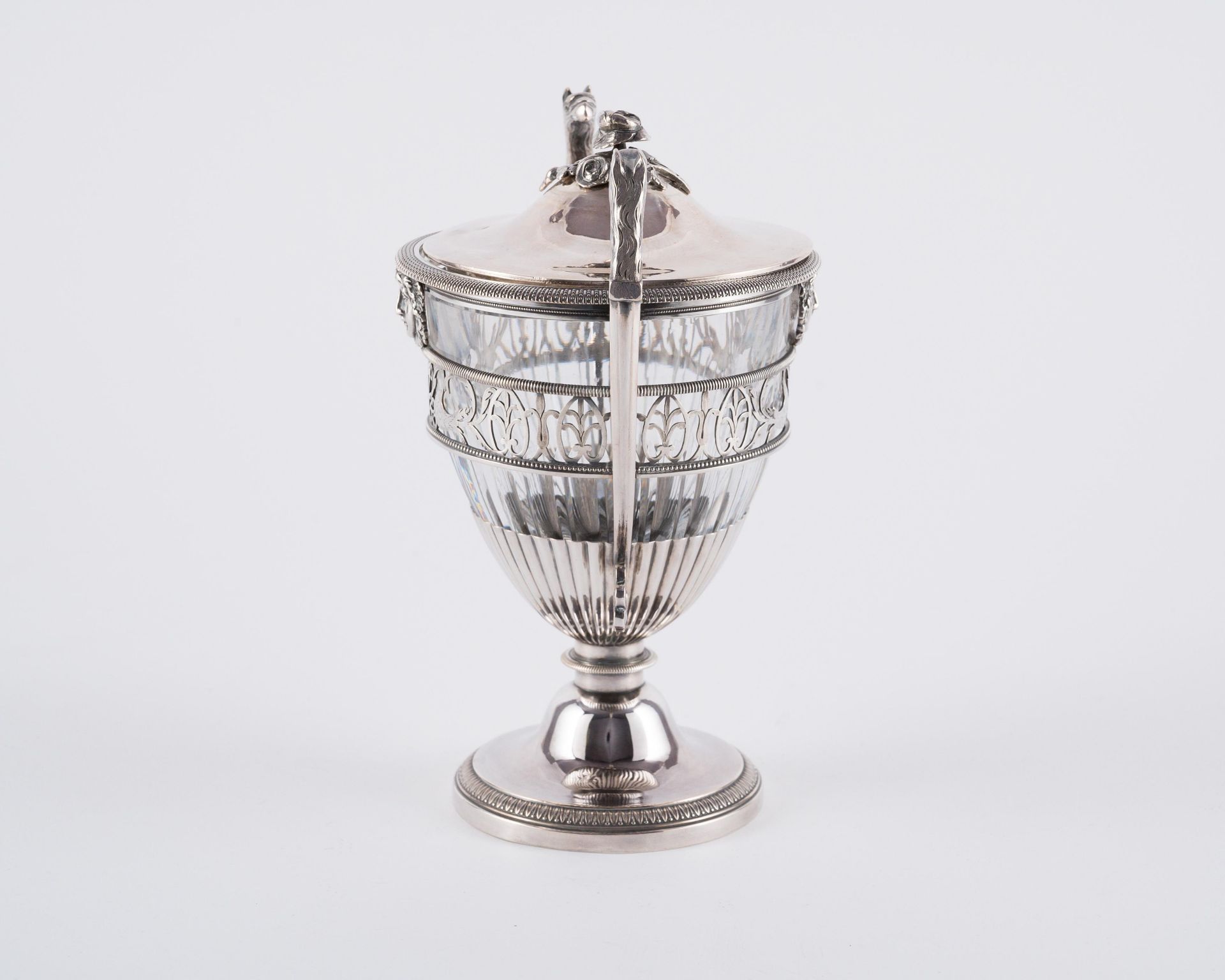 Nicolas-Richard Masson: FOOTED-SILVER SUGAR VESSEL WITH MASCARONS - Image 4 of 6